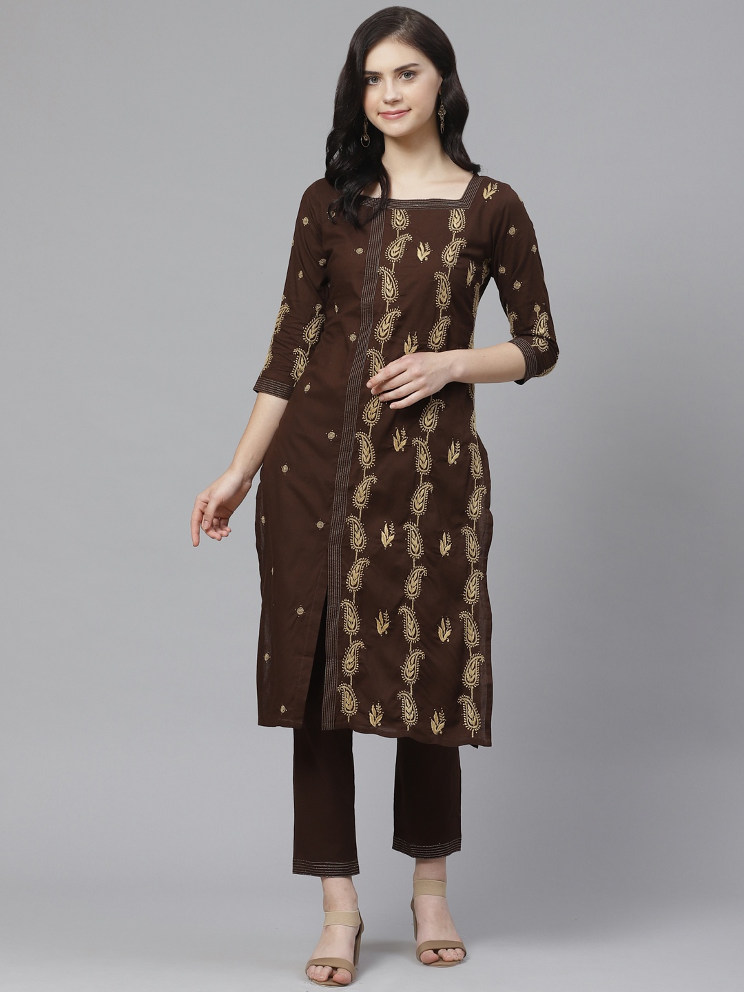 ADA Women Brown & Beige Chikankari Embroidered Sustainable Handloom Kurta with Trousers
ADA Women Brown & Beige Chikankari Embroidered Sustainable Handloom Kurta with Trousers