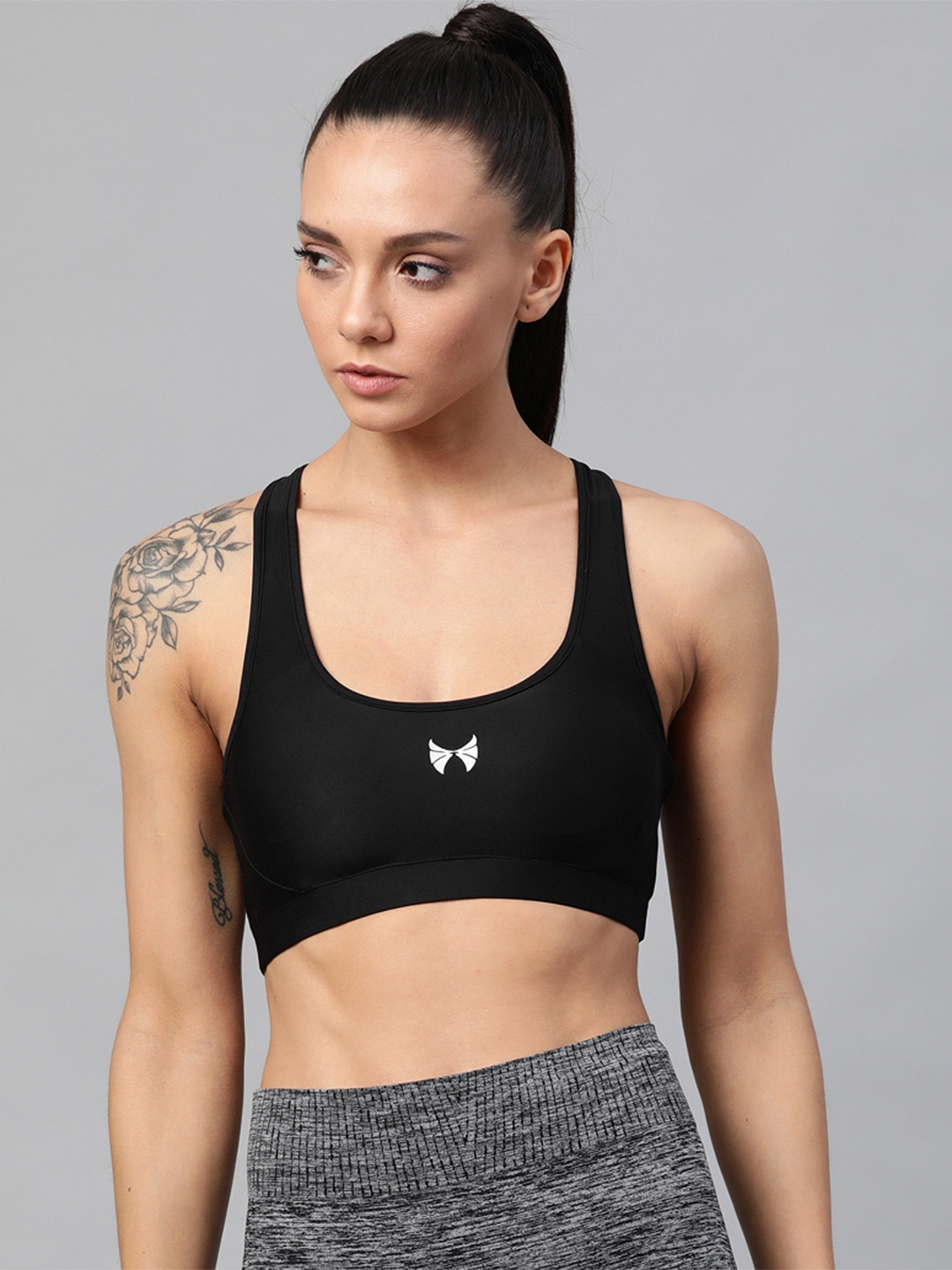skyria Black Solid Non-Wired High Support Lightly Padded Rapid Dry Sports Bra SSU012C4XS
skyria Black Solid Non-Wired High Support Lightly Padded Rapid Dry Sports Bra SSU012C4XS