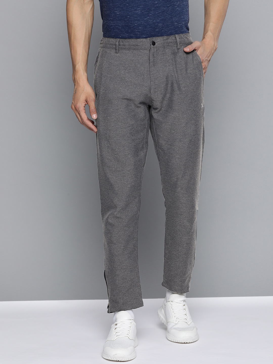 HRX by Hrithik Roshan Men Jet Black Solid Tapered Fit Rapid-Dry Lifestyle Trousers, Charcoal
HRX by Hrithik Roshan Men Jet Black Solid Tapered Fit Rapid-Dry Lifestyle Trousers, Charcoal
