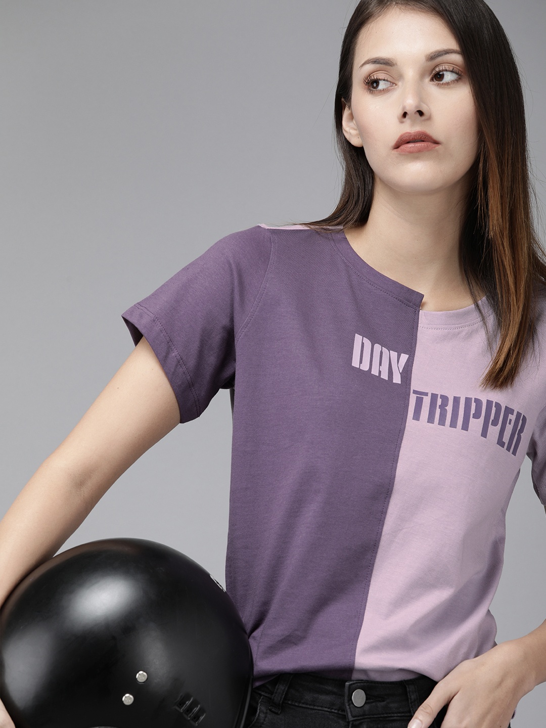 Roadster Women Violet Colourblocked Round Neck Pure Cotton T-shirt with Printed Detailing
Roadster Women Violet Colourblocked Round Neck Pure Cotton T-shirt with Printed Detailing