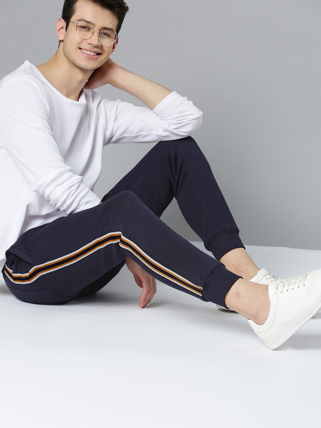 Mast & Harbour Men Navy Blue Solid Joggers