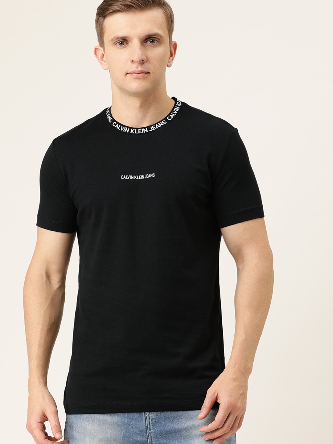 Calvin Klein Jeans Men Black Solid Round Neck Pure Cotton T-shirt with Printed Detail
Calvin Klein Jeans Men Black Solid Round Neck Pure Cotton T-shirt with Printed Detail