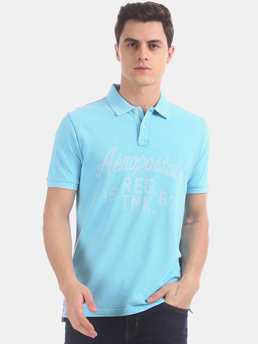 Aeropostale Men Turquoise Blue White Brand Logo Print Polo Collar Pure Cotton T-shirt
Aeropostale Men Turquoise Blue White Brand Logo Print Polo Collar Pure Cotton T-shirt