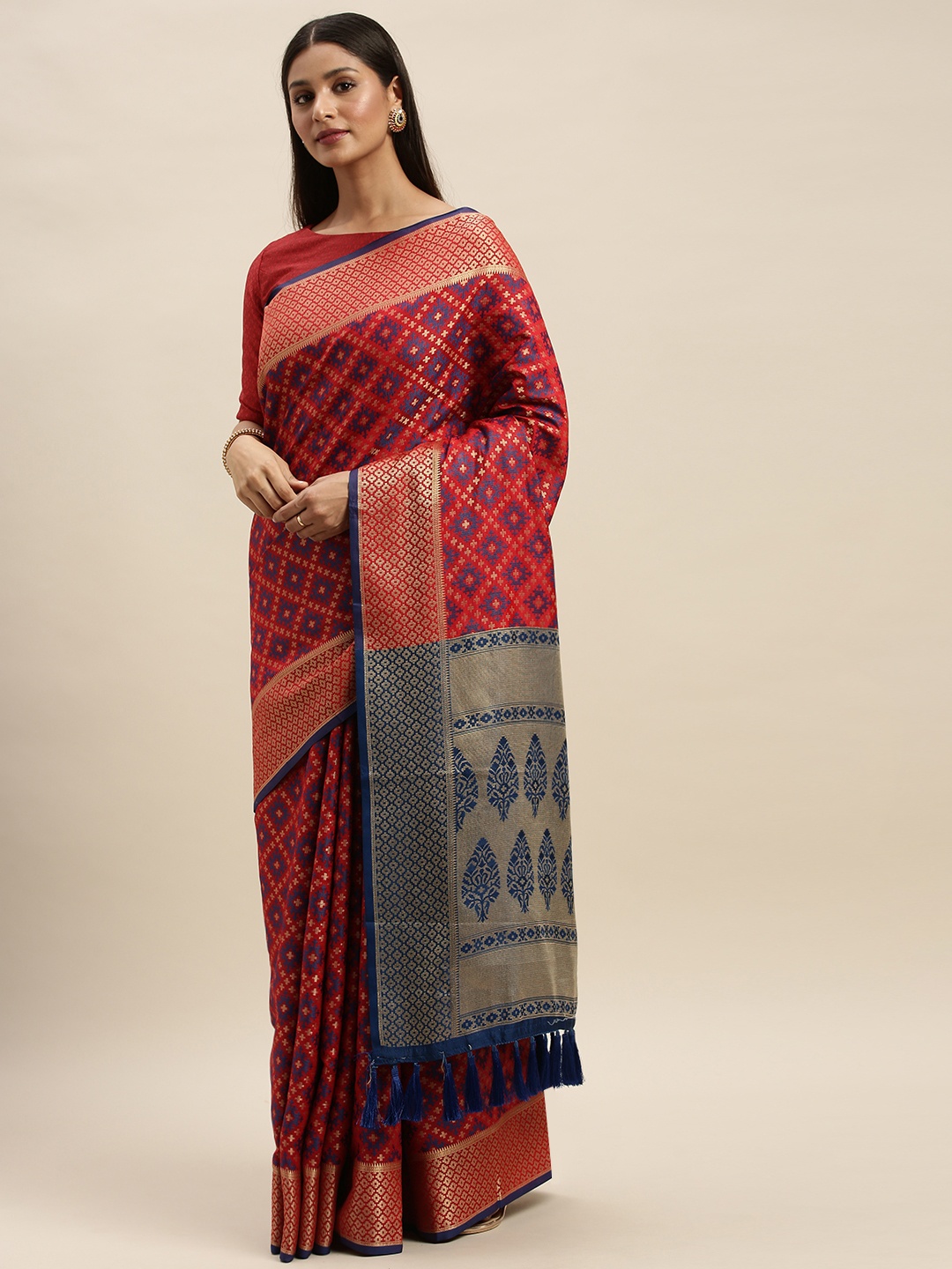 VASTRANAND Red & Navy Blue Silk Blend Woven Design Patola Saree