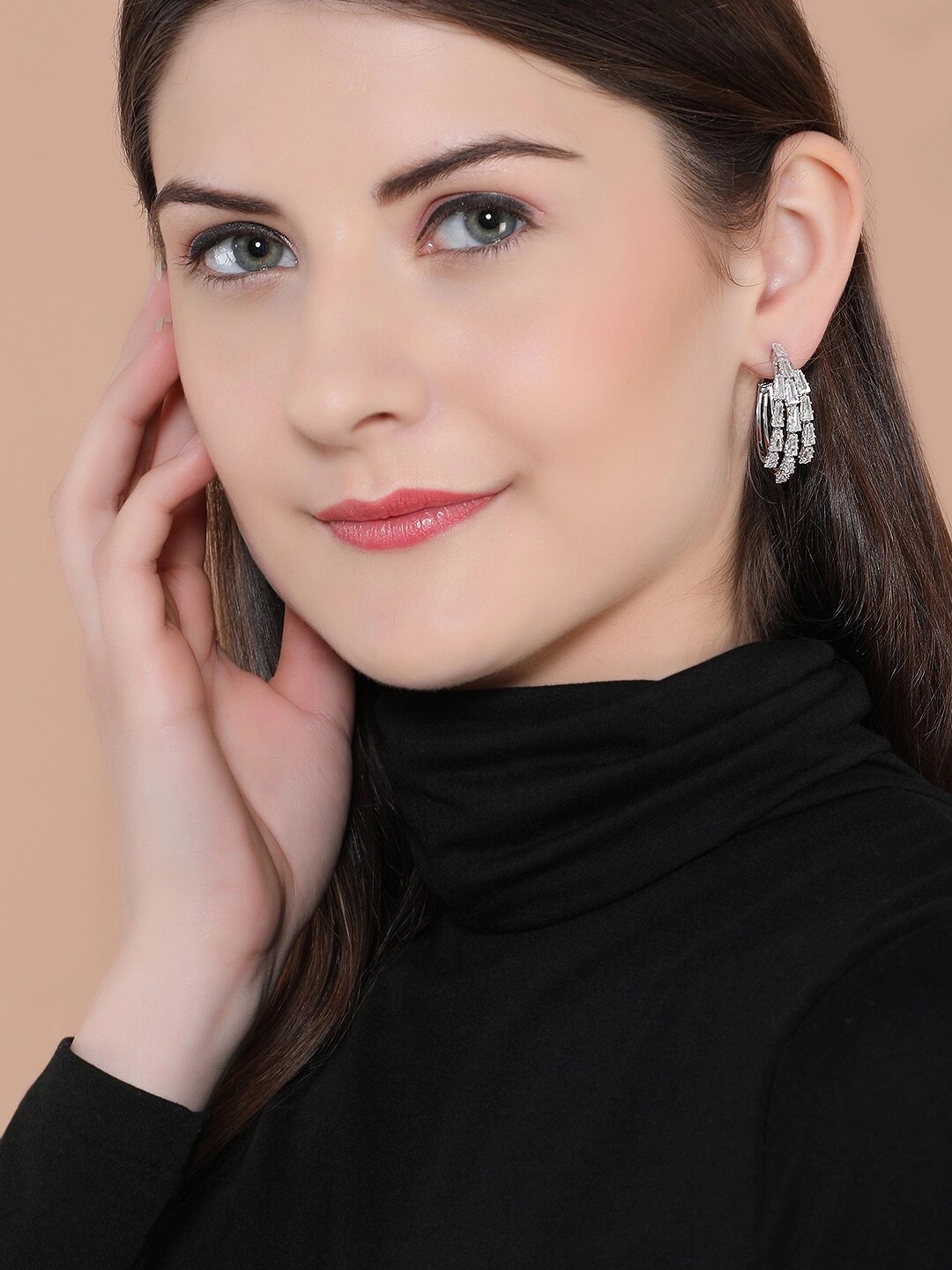 TOKYO TALKIES X rubans FASHION ACCESSORIES Silver-Toned Handcrafted CZ Half Hoop Earrings
TOKYO TALKIES X rubans FASHION ACCESSORIES Silver-Toned Handcrafted CZ Half Hoop Earrings