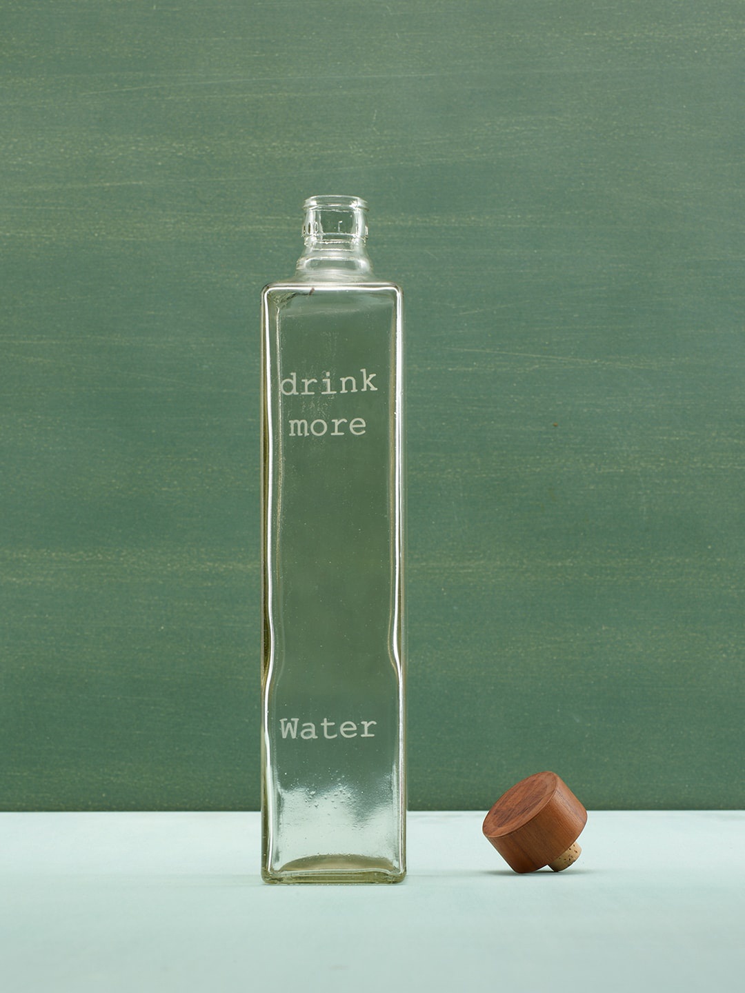 ellementry Unisex Transparent Drink More Glass Water Bottle With Wooden Stopper 750ml
ellementry Unisex Transparent Drink More Glass Water Bottle With Wooden Stopper 750ml