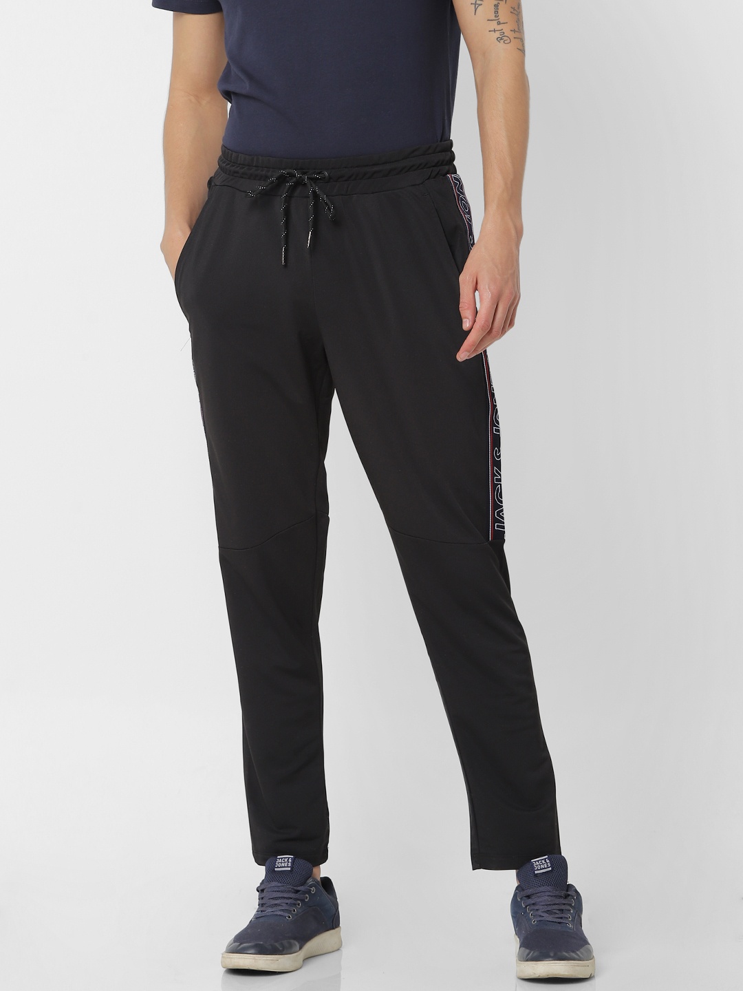 Jack & Jones Men Black Solid Track Pants