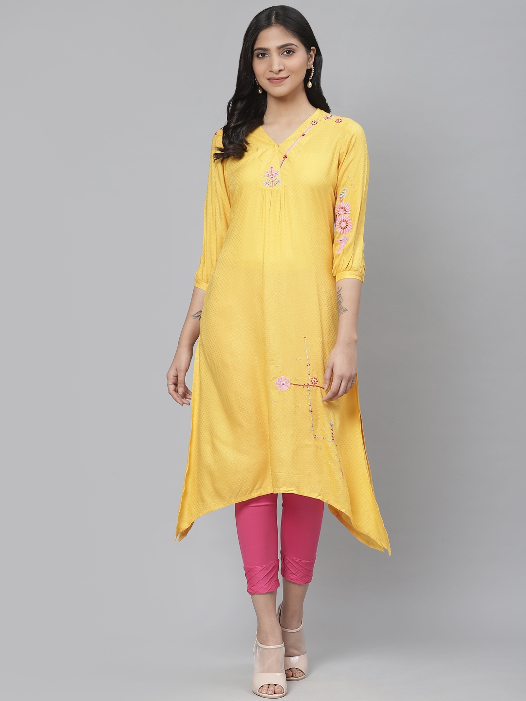 Rangriti Women Yellow Floral Embroidered Detail Woven Design Asymmetric A-Line Kurta
Rangriti Women Yellow Floral Embroidered Detail Woven Design Asymmetric A-Line Kurta