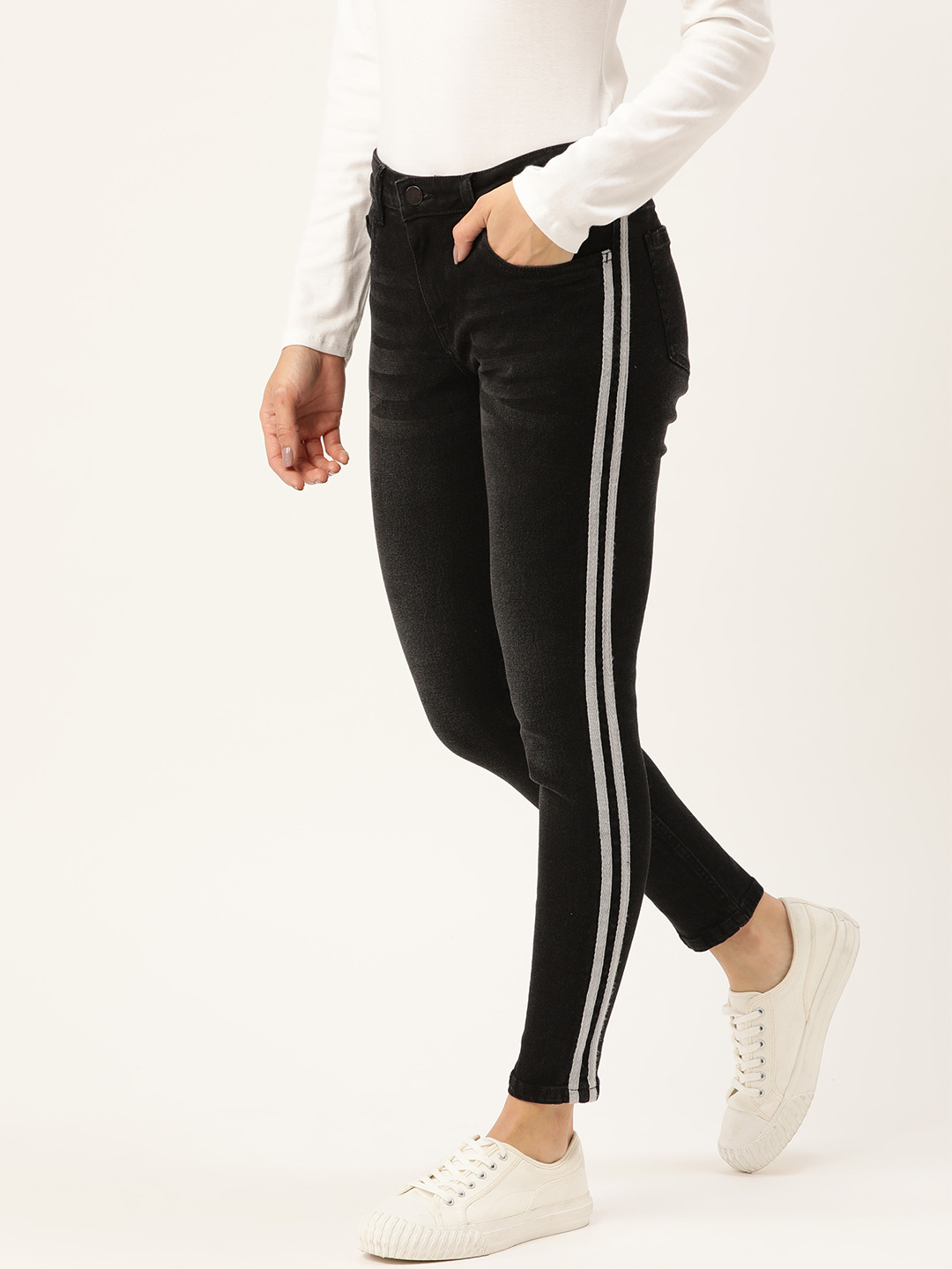DressBerry Women Black Skinny Fit Mid-Rise Clean Look Stretchable Cropped Jeans
DressBerry Women Black Skinny Fit Mid-Rise Clean Look Stretchable Cropped Jeans