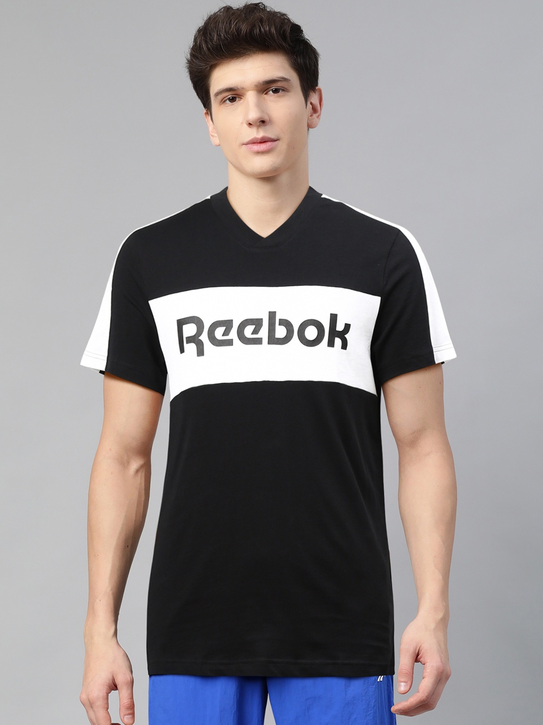 Reebok Men Black White Printed Slim Fit Training Essentials Linear Logo Graphic Pure Cotton T-shirt
Reebok Men Black White Printed Slim Fit Training Essentials Linear Logo Graphic Pure Cotton T-shirt