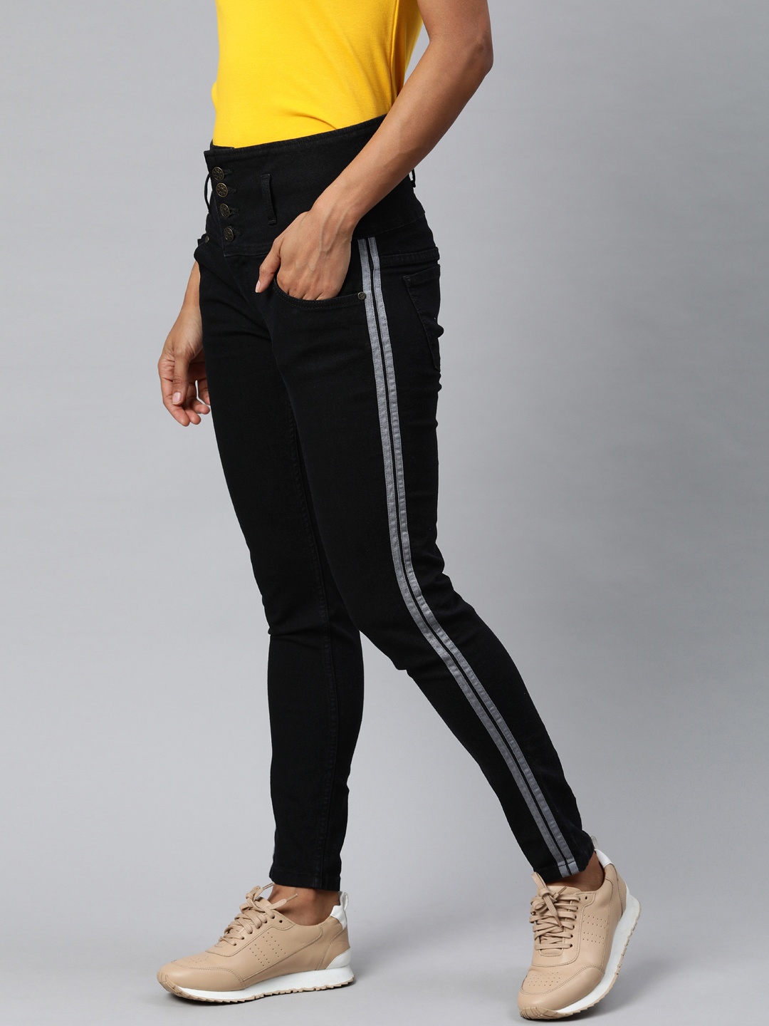 Enviously Young Women Black Slim Fit High-Rise Clean Look Stretchable Side Striped Jeans
Enviously Young Women Black Slim Fit High-Rise Clean Look Stretchable Side Striped Jeans