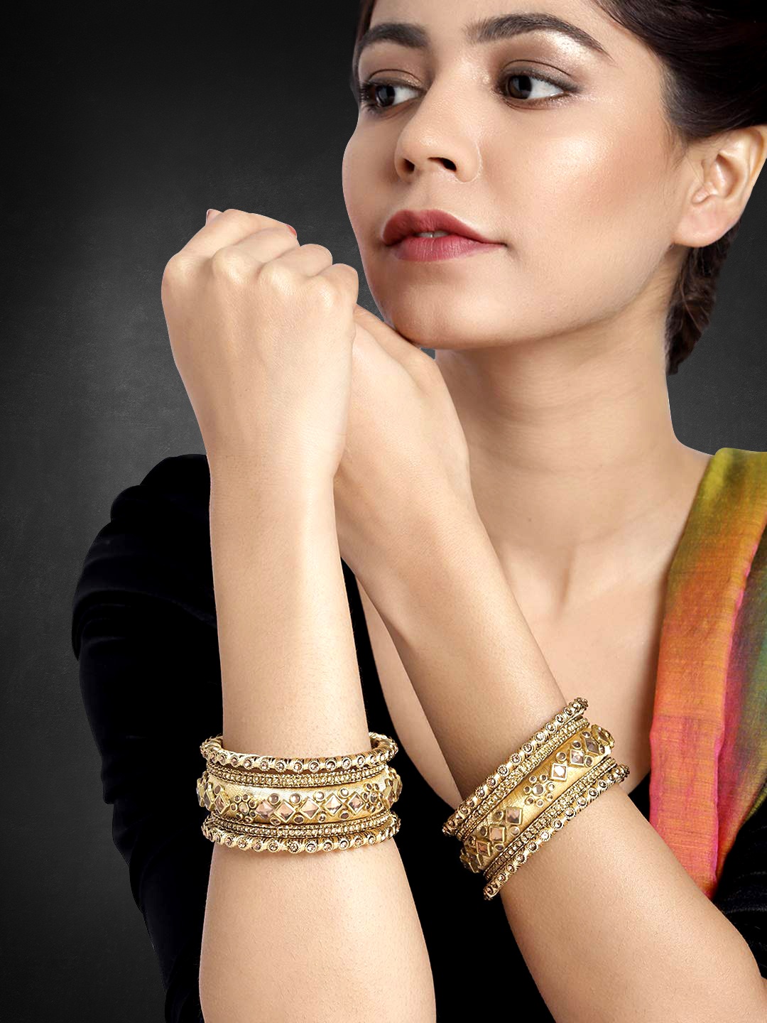 Peora Set of 10 Gold-Plated Handcrafted Velvet Polki Silk Thread Bangles
Peora Set of 10 Gold-Plated Handcrafted Velvet Polki Silk Thread Bangles