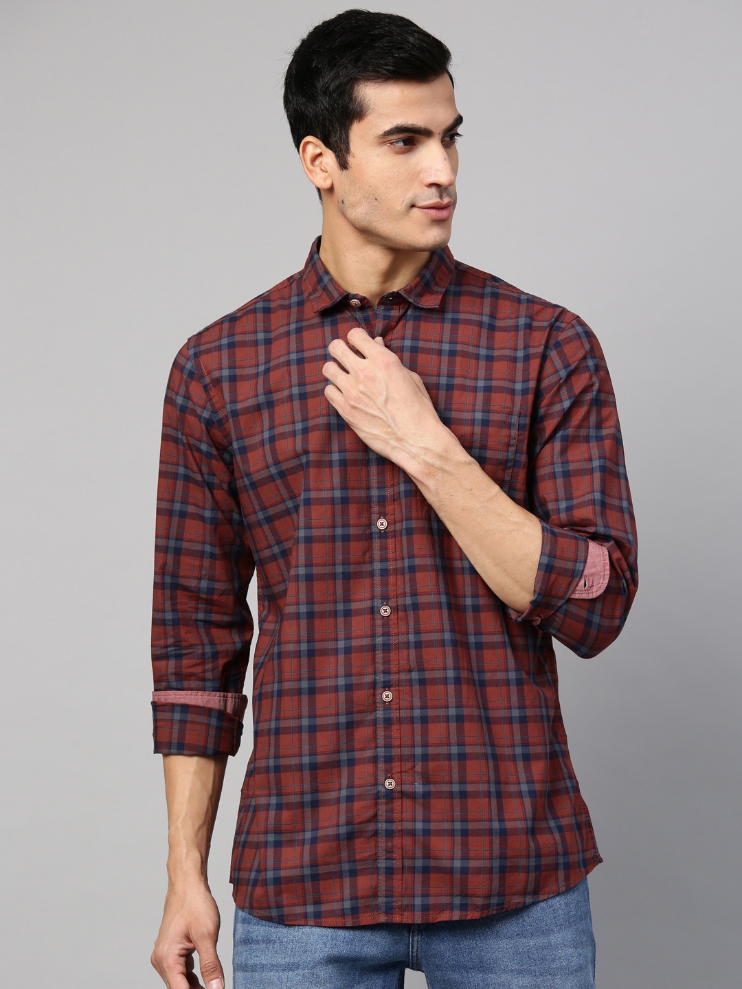 Allen Solly Sport Men Rust Orange & Navy Blue Custom Regular Fit Checked Casual Shirt
Allen Solly Sport Men Rust Orange & Navy Blue Custom Regular Fit Checked Casual Shirt
