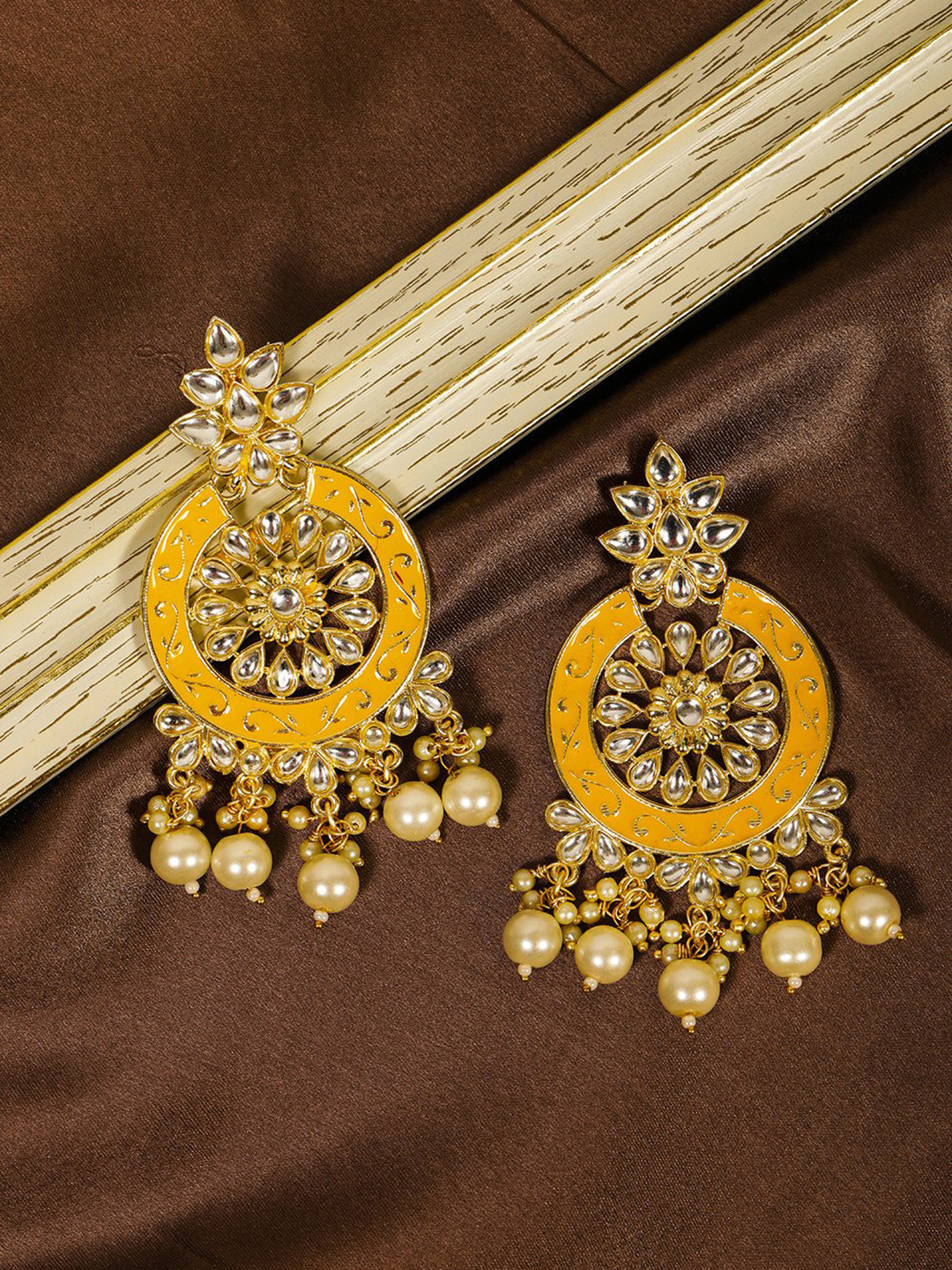 Priyaasi Yellow Gold-Plated Kundan-Studded & Beaded Handcrafted Classic Drop Earrings
Priyaasi Yellow Gold-Plated Kundan-Studded & Beaded Handcrafted Classic Drop Earrings