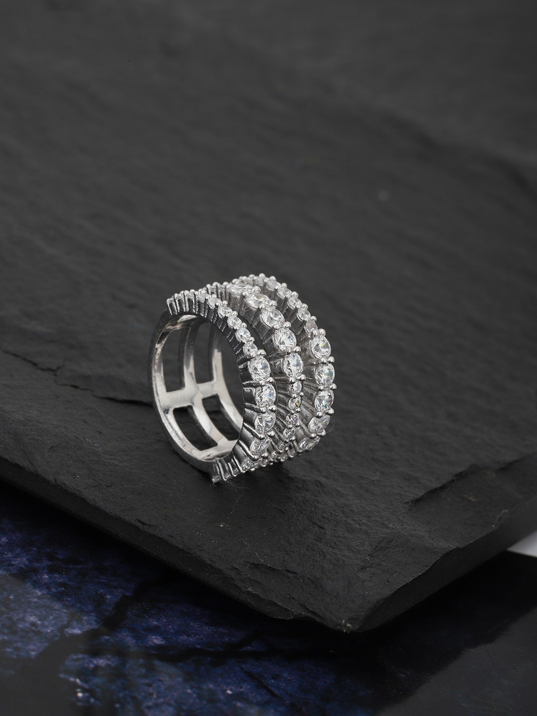 Carlton London Women Silver-Toned Rhodium-Plated CZ-Studded Handcrafted Finger Ring
Carlton London Women Silver-Toned Rhodium-Plated CZ-Studded Handcrafted Finger Ring