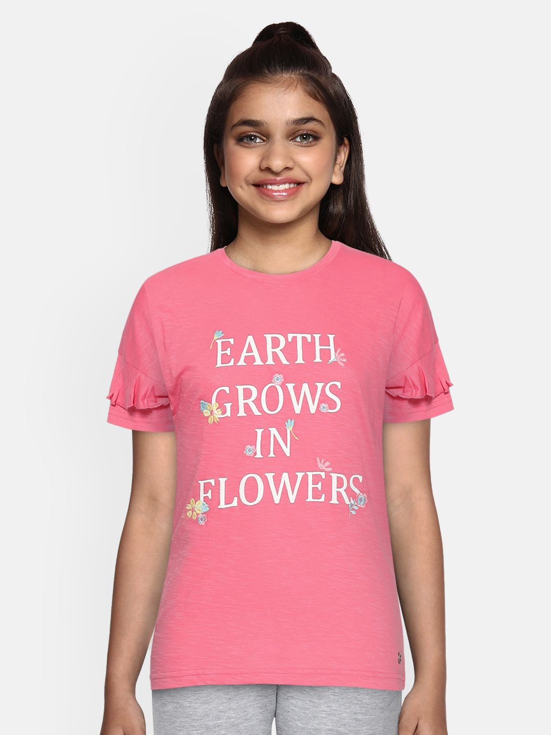 Gini and Jony Girls Pink & White Typography Print Pure Cotton Top with Embroidered Detail
Gini and Jony Girls Pink & White Typography Print Pure Cotton Top with Embroidered Detail