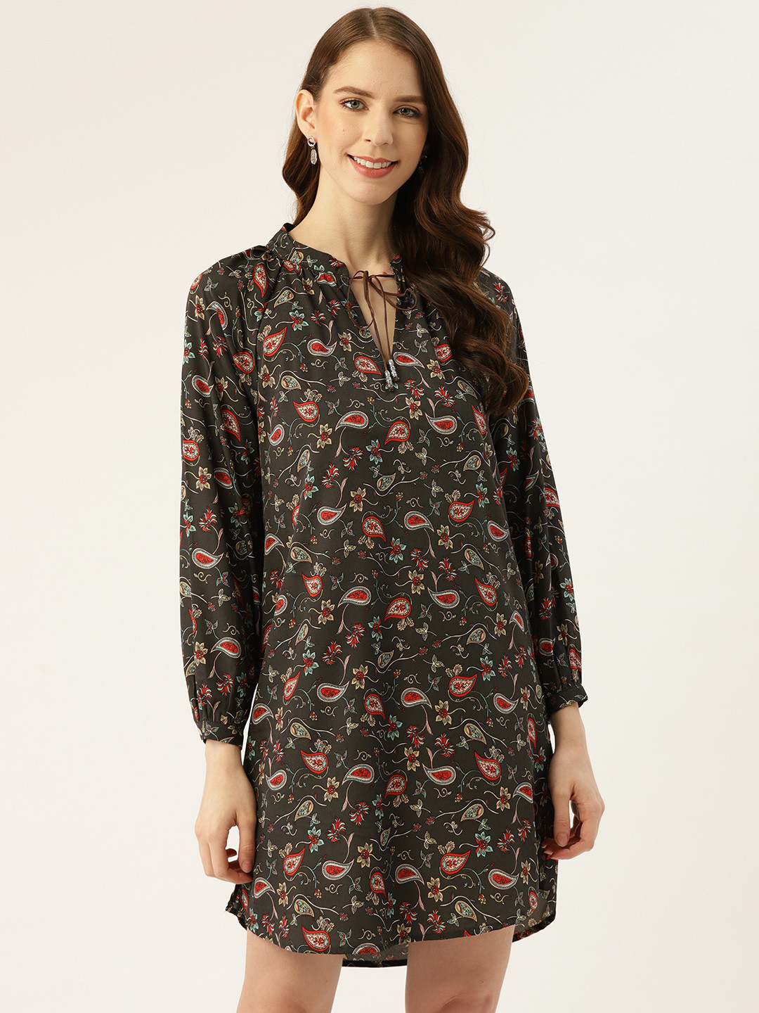 Off Label Women Olive Green & Red Floral Printed Sheath Dress
Off Label Women Olive Green & Red Floral Printed Sheath Dress