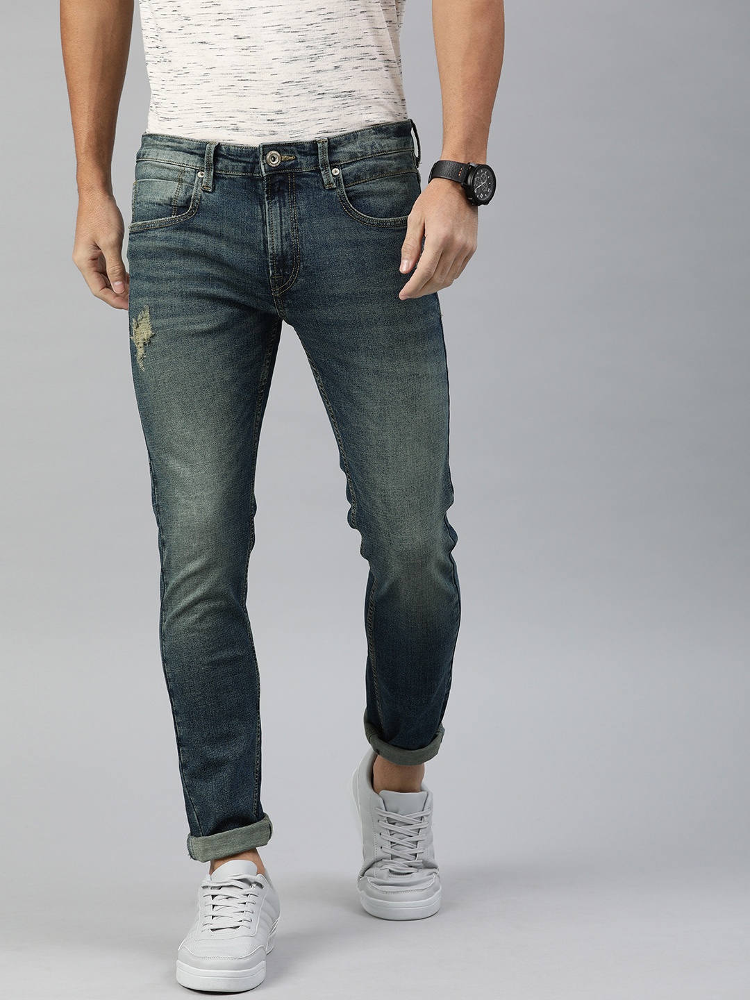 BEAT LONDON by PEPE JEANS Men Blue Slim Fit Low-Rise Low Distress Stretchable Jeans
BEAT LONDON by PEPE JEANS Men Blue Slim Fit Low-Rise Low Distress Stretchable Jeans