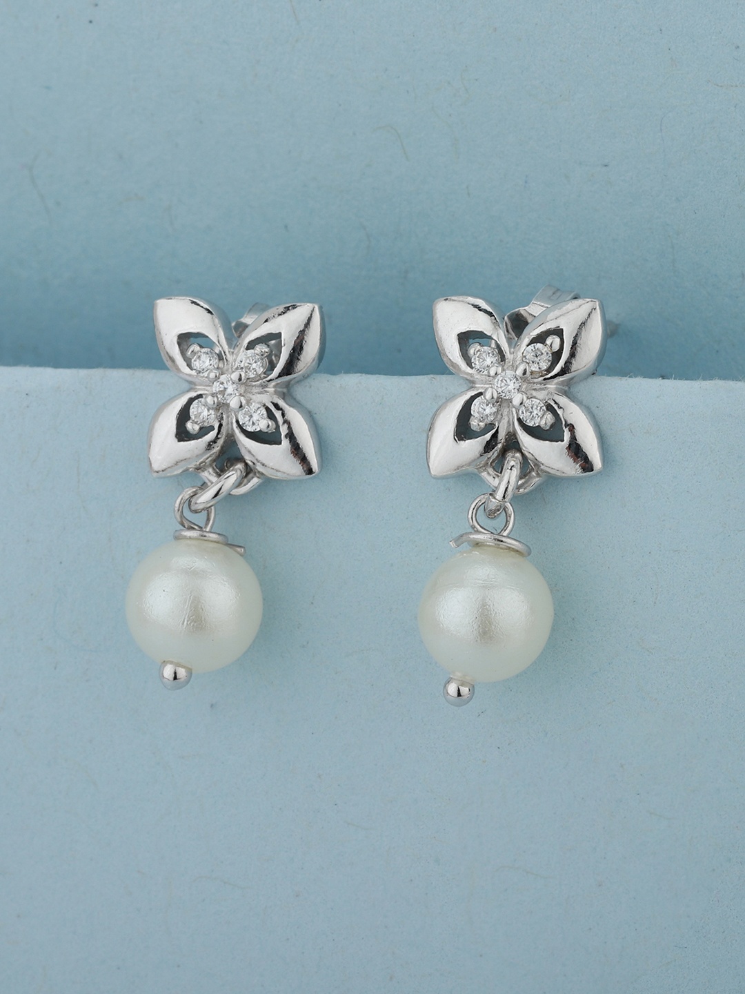 Carlton London Silver-Toned & White Rhodium-Plated Beaded Floral Shaped Drop Earrings
Carlton London Silver-Toned & White Rhodium-Plated Beaded Floral Shaped Drop Earrings