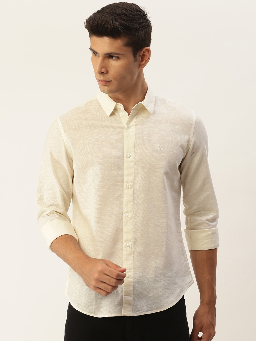 United Colors of Benetton Men Cream-Coloured Slim Fit Casual Shirt