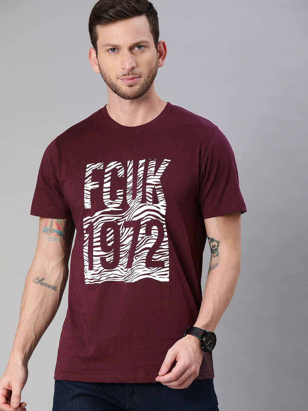 French Connection Men Burgundy White Pure Cotton Brand Logo Print Round Neck Pure Cotton T-shirt
French Connection Men Burgundy White Pure Cotton Brand Logo Print Round Neck Pure Cotton T-shirt