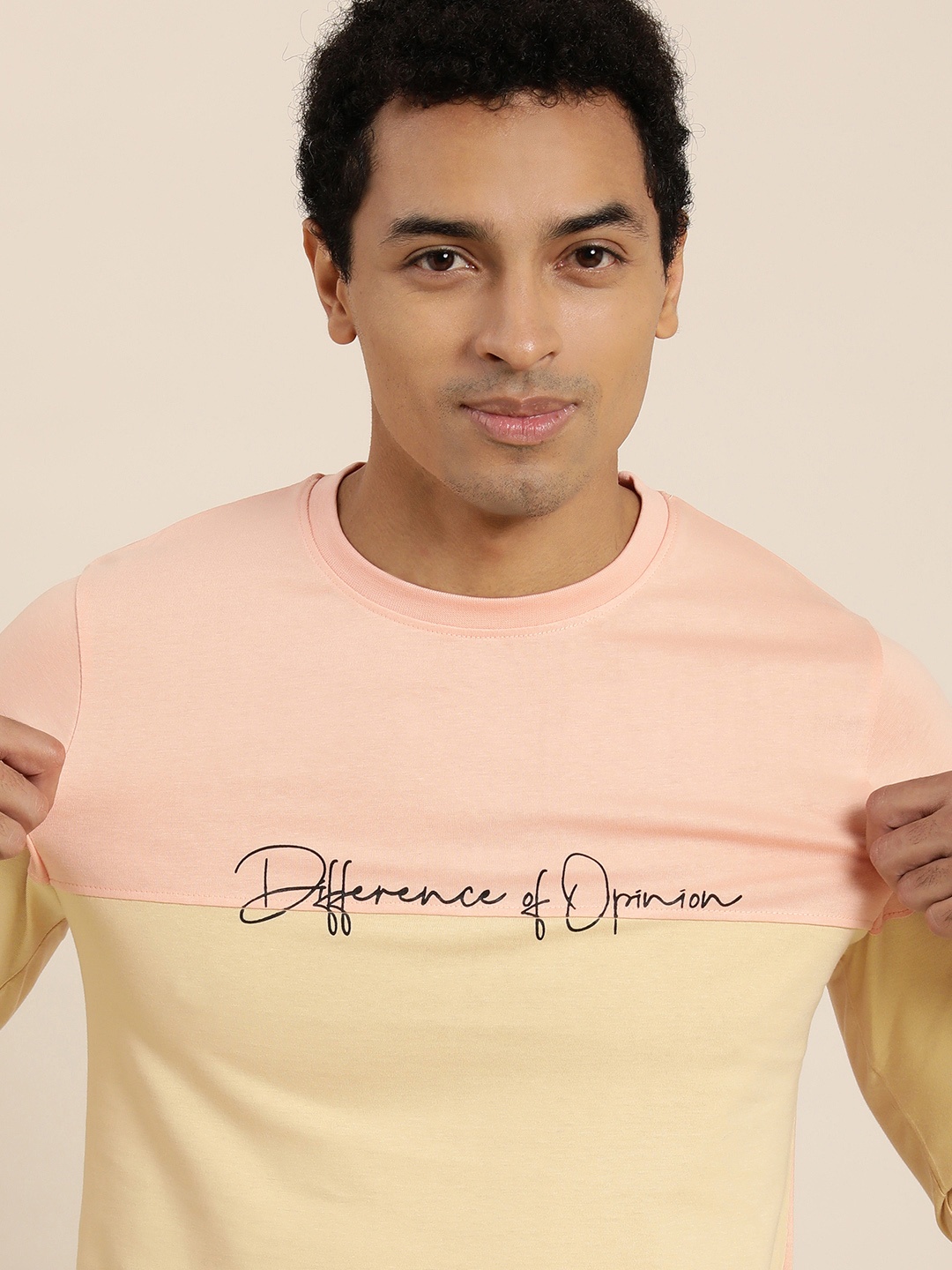 Difference of Opinion Men Cream-Coloured Pink Colourblocked Round Neck Pure Cotton T-shirt
Difference of Opinion Men Cream-Coloured Pink Colourblocked Round Neck Pure Cotton T-shirt