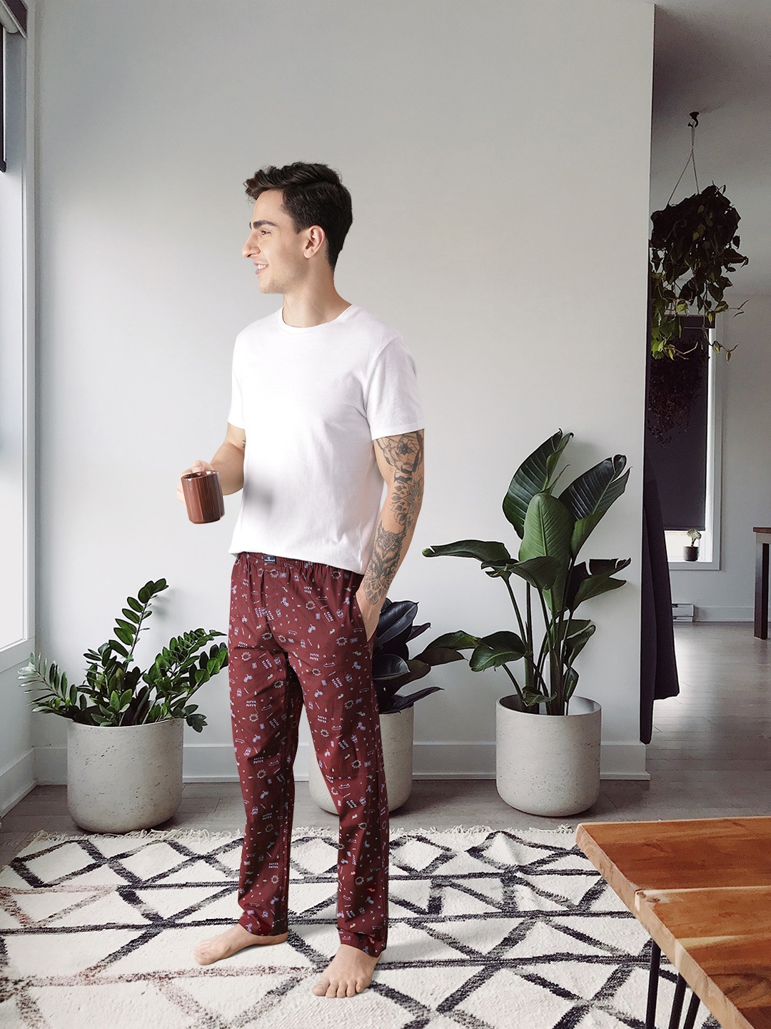 The Indian Garage Co Men Burgundy & White Pure Cotton Conversational Print Lounge Pants
The Indian Garage Co Men Burgundy & White Pure Cotton Conversational Print Lounge Pants
