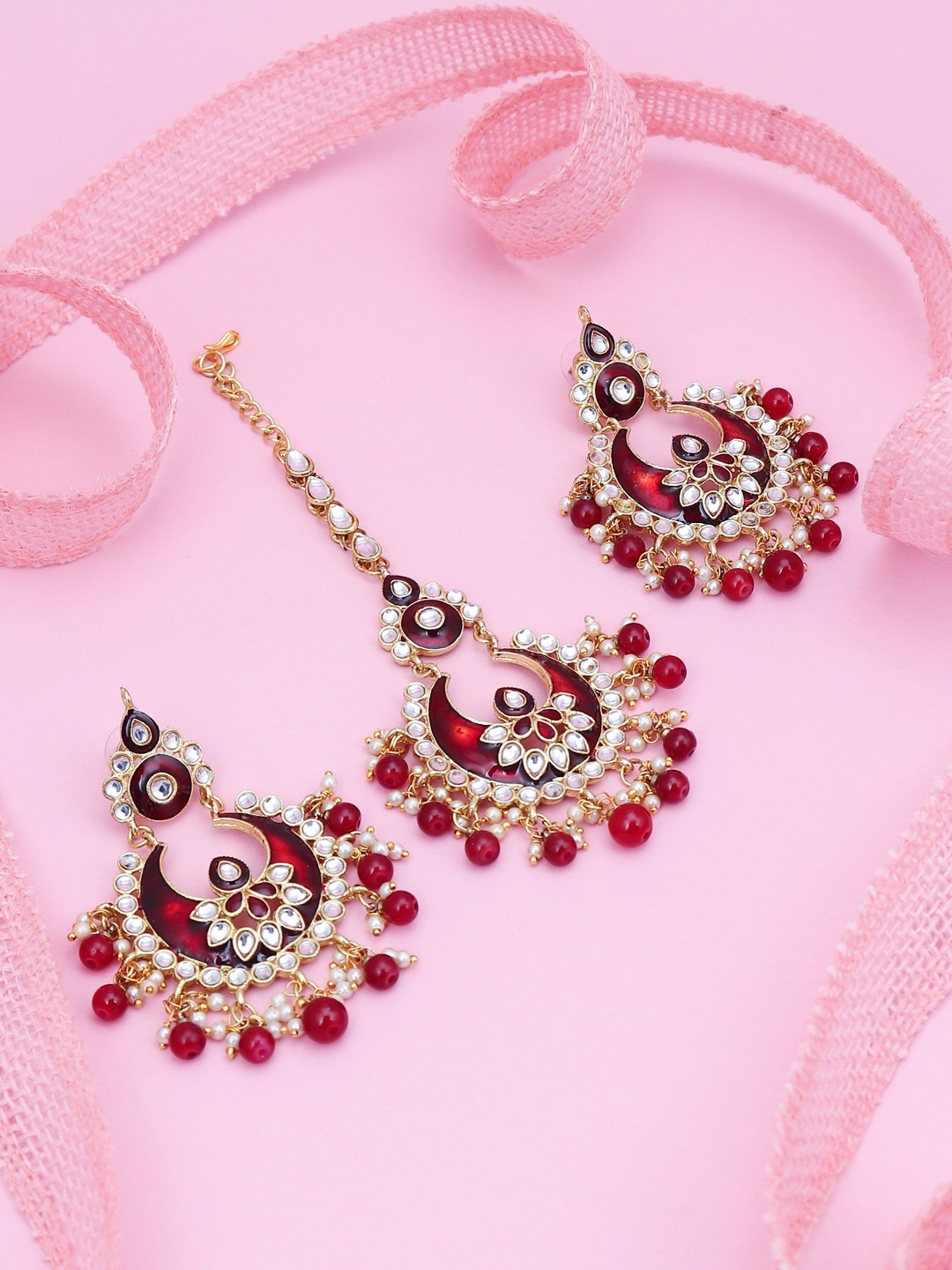 Sukkhi Gold-Plated Red & White Kundan Studded & Beaded Meenkari Design Jewellery Set
Sukkhi Gold-Plated Red & White Kundan Studded & Beaded Meenkari Design Jewellery Set