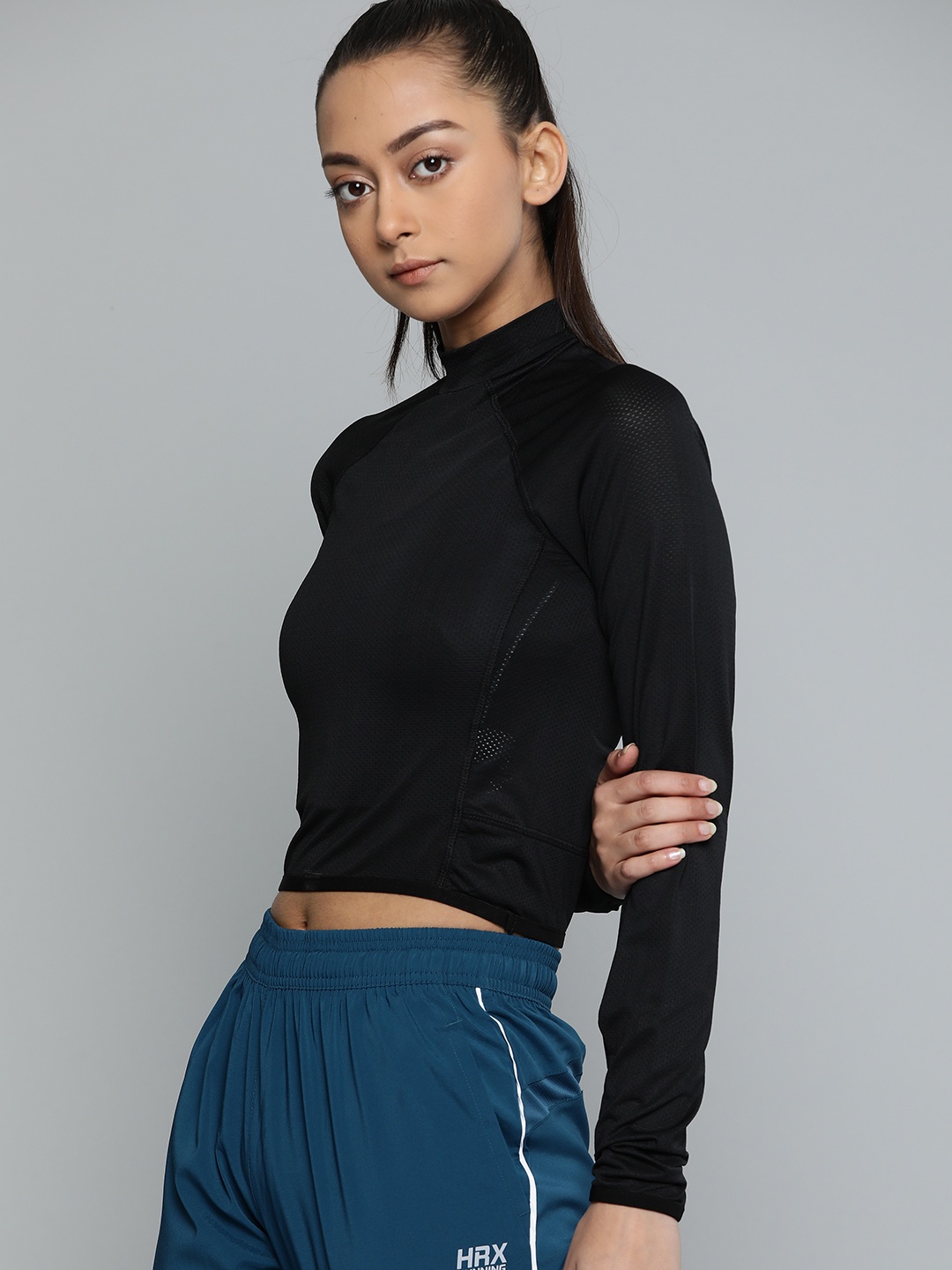 HRX By Hrithik Roshan Women Black Solid Slim Fit Rapid-Dry Antimicrobial Running Tshirt
HRX By Hrithik Roshan Women Black Solid Slim Fit Rapid-Dry Antimicrobial Running Tshirt