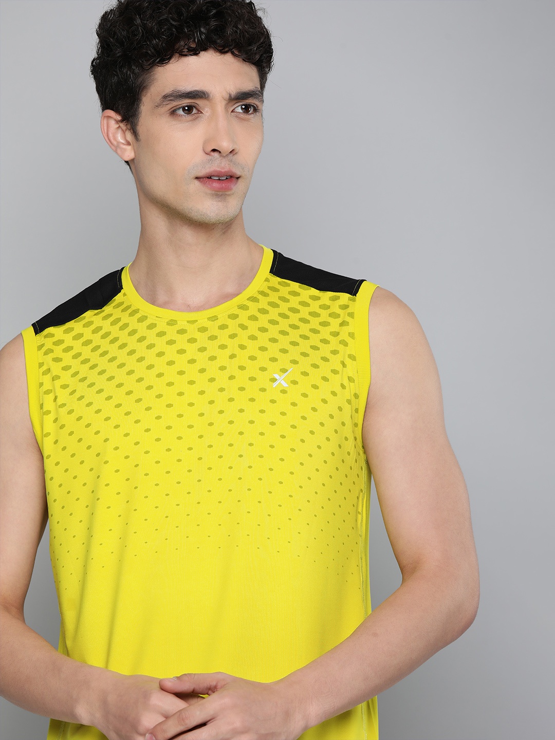 HRX By Hrithik Roshan Men Yellow Polka Dot Print Rapid-Dry Antimicrobial Training Tshirt
HRX By Hrithik Roshan Men Yellow Polka Dot Print Rapid-Dry Antimicrobial Training Tshirt