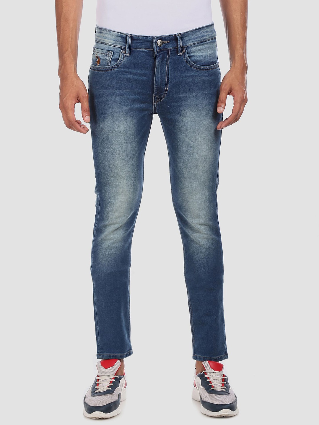 U.S. Polo Assn. Denim Co. Men Blue Slim Tapered Fit Mid-Rise Clean Look Stretchable Jeans
U.S. Polo Assn. Denim Co. Men Blue Slim Tapered Fit Mid-Rise Clean Look Stretchable Jeans