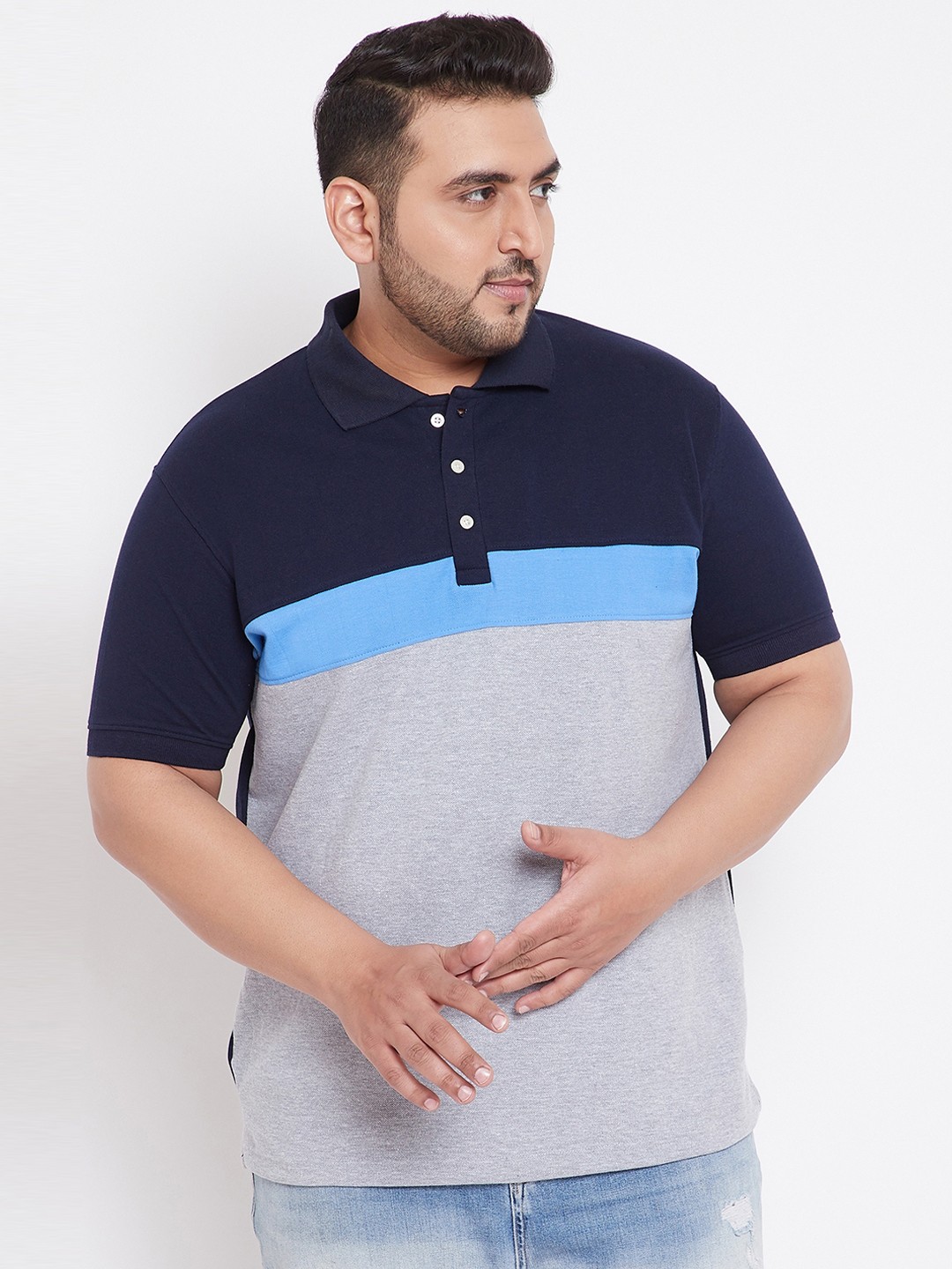 bigbanana Men Grey Navy Blue Bio Finish Colourblocked Polo Collar Pure Cotton T-shirt
bigbanana Men Grey Navy Blue Bio Finish Colourblocked Polo Collar Pure Cotton T-shirt