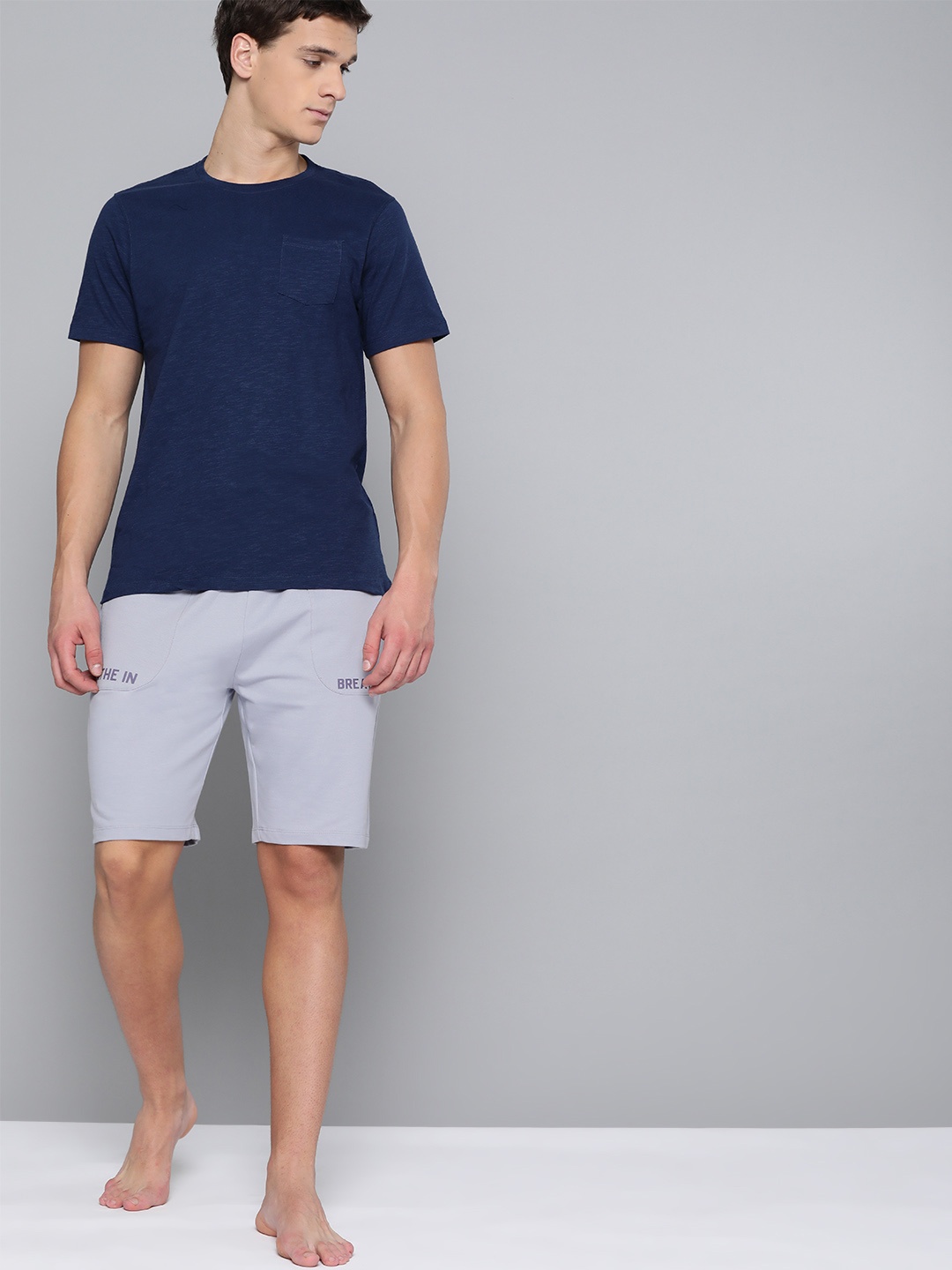 HRX By Hrithik Roshan Men Aleutian Typographic Regular Fit Organic Cotton Antimicrobial Yoga Sustainable Shorts, Grey
HRX By Hrithik Roshan Men Aleutian Typographic Regular Fit Organic Cotton Antimicrobial Yoga Sustainable Shorts, Grey