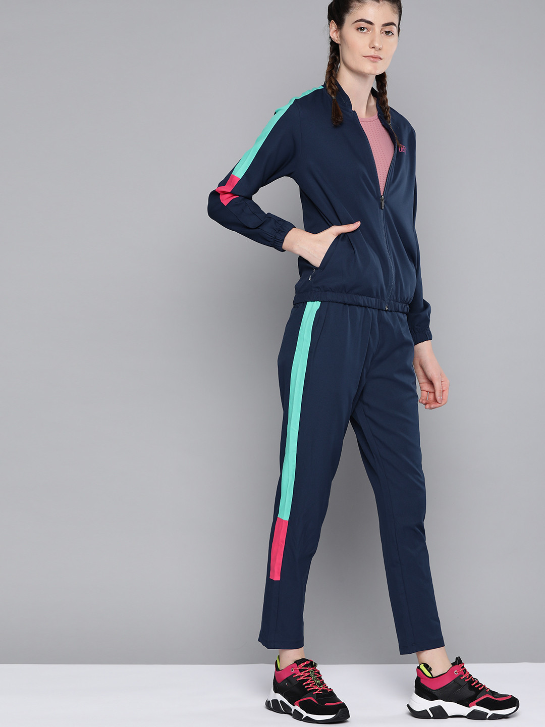 HRX By Hrithik Roshan Women Medival Blue Colourblock Regular Fit Rapid-Dry Anti-Static Antimicrobial Lifestyle Tracksuits, Navy blue 
HRX By Hrithik Roshan Women Medival Blue Colourblock Regular Fit Rapid-Dry Anti-Static Antimicrobial Lifestyle Tracksuits, Navy blue