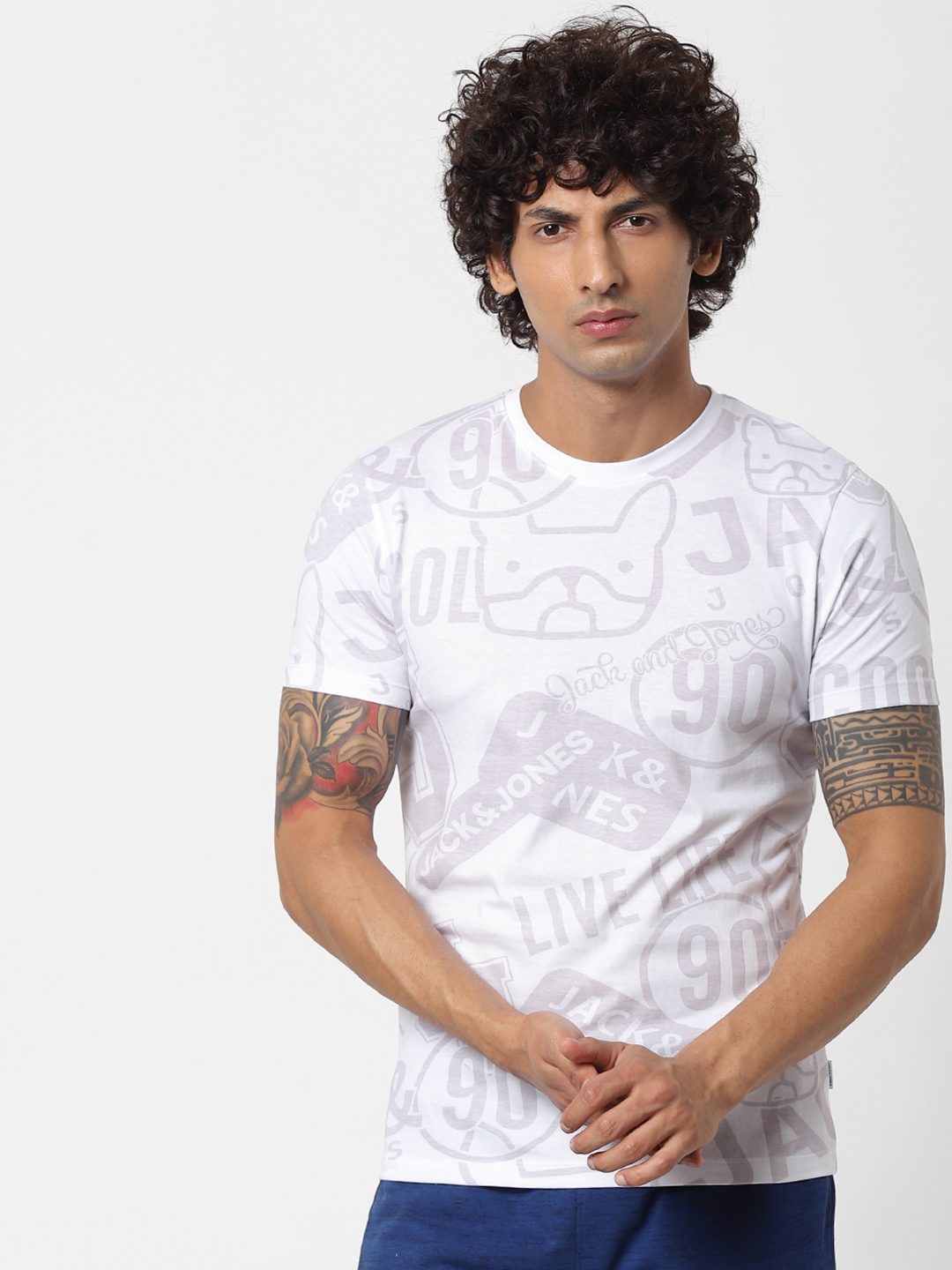 Jack Jones Men White Grey Printed Slim Fit Round Neck Sustainable Pure Cotton T-shirt
Jack Jones Men White Grey Printed Slim Fit Round Neck Sustainable Pure Cotton T-shirt