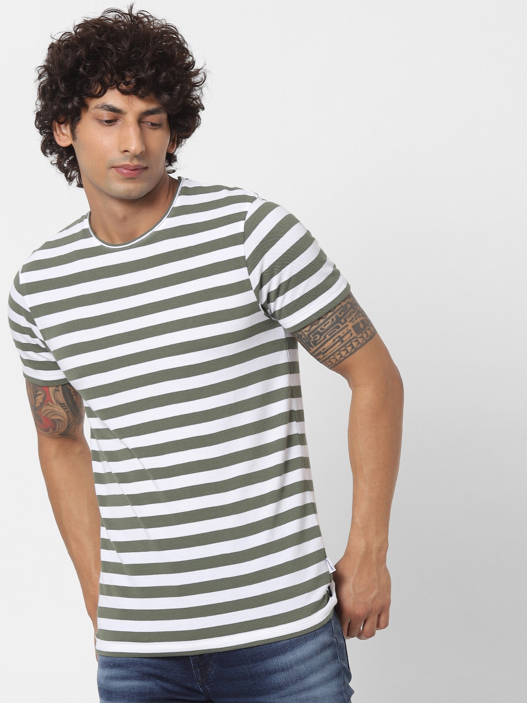 Jack Jones Men White Olive Green Striped Slim Fit Round Neck Sustainable Pure Cotton T-shirt
Jack Jones Men White Olive Green Striped Slim Fit Round Neck Sustainable Pure Cotton T-shirt