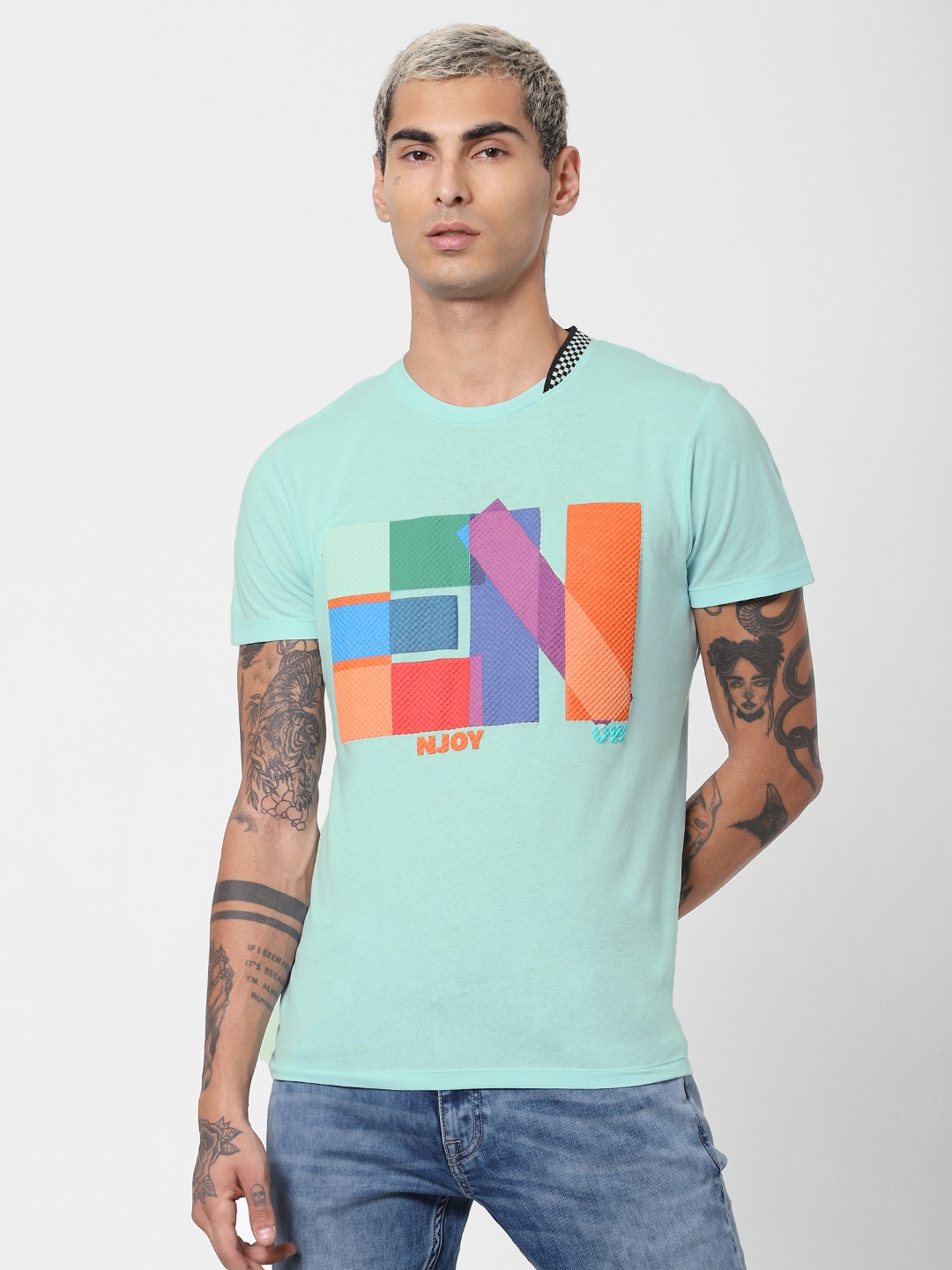 Jack Jones Men Turquoise Blue Printed Round Neck Slim Fit Sustainable Pure Cotton T-shirt
Jack Jones Men Turquoise Blue Printed Round Neck Slim Fit Sustainable Pure Cotton T-shirt