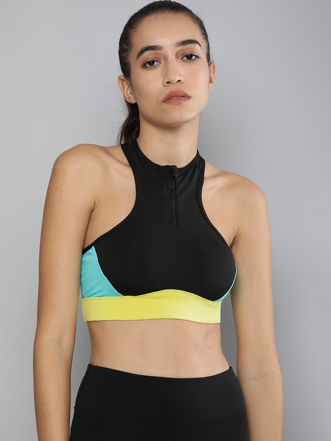 HRX By Hrithik Roshan Black & Blue Colourblock Rapid-Dry Antimicrobial Training Bra HRSS21
HRX By Hrithik Roshan Black & Blue Colourblock Rapid-Dry Antimicrobial Training Bra HRSS21