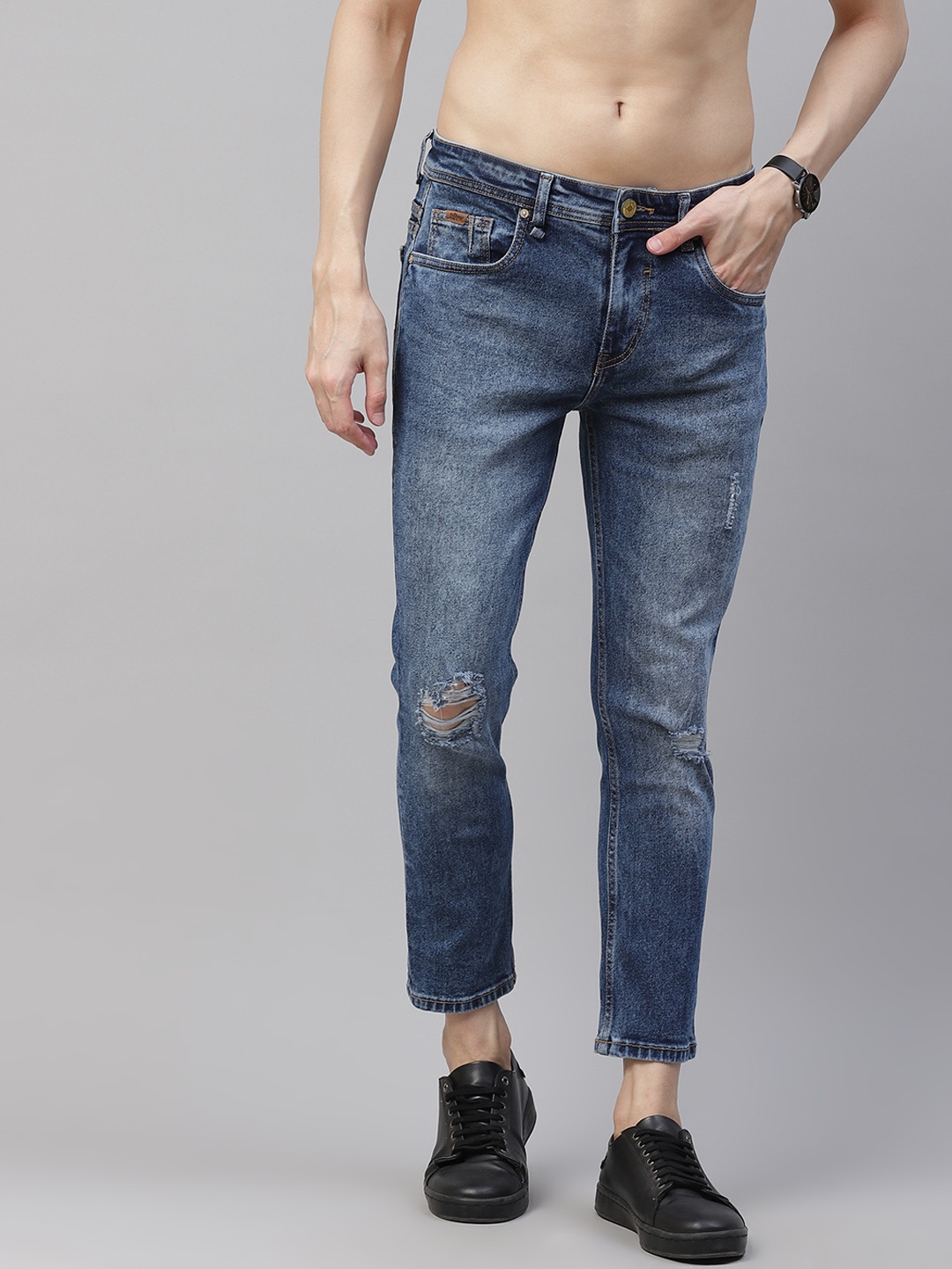 The Roadster Lifestyle Co Men Blue Skinny Fit Mildly Distressed Light Fade Stretchable Cropped Jeans
The Roadster Lifestyle Co Men Blue Skinny Fit Mildly Distressed Light Fade Stretchable Cropped Jeans