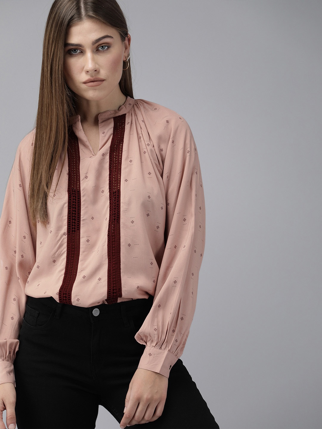 The Roadster Lifestyle Co Sustainable ECOVERO LENZING Peach-Coloured & Maroon Printed Regular Laced Top
The Roadster Lifestyle Co Sustainable ECOVERO LENZING Peach-Coloured & Maroon Printed Regular Laced Top