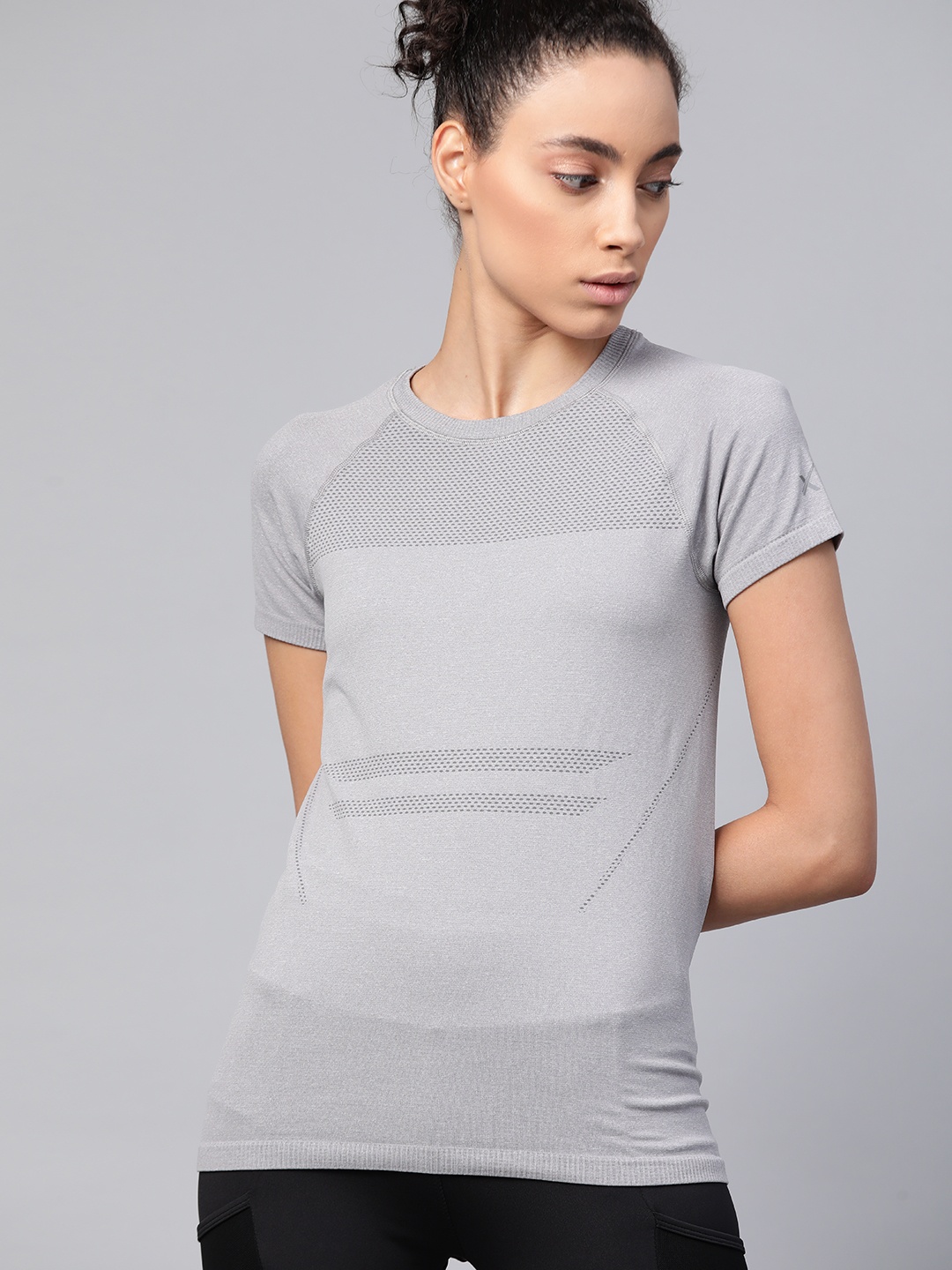 HRX By Hrithik Roshan Women Grey Melange Solid Seamless Melange Rapid-Dry Training Tshirt
HRX By Hrithik Roshan Women Grey Melange Solid Seamless Melange Rapid-Dry Training Tshirt