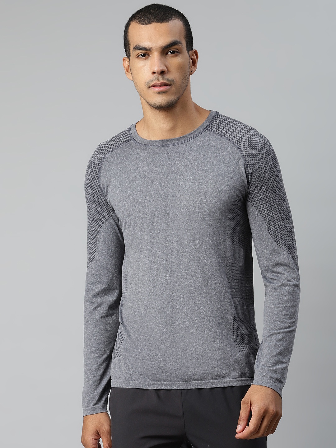 HRX By Hrithik Roshan Men Anthra Melange Solid Seamless Melange Rapid-Dry Running Tshirt, Grey melange
HRX By Hrithik Roshan Men Anthra Melange Solid Seamless Melange Rapid-Dry Running Tshirt, Grey melange