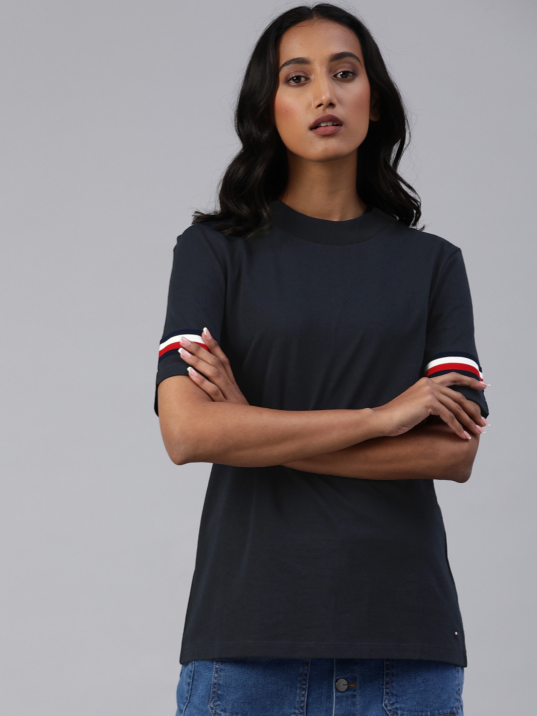 Tommy Hilfiger Women Navy Blue Solid Round Neck Pure Cotton T-shirt with Striped Detailing
Tommy Hilfiger Women Navy Blue Solid Round Neck Pure Cotton T-shirt with Striped Detailing