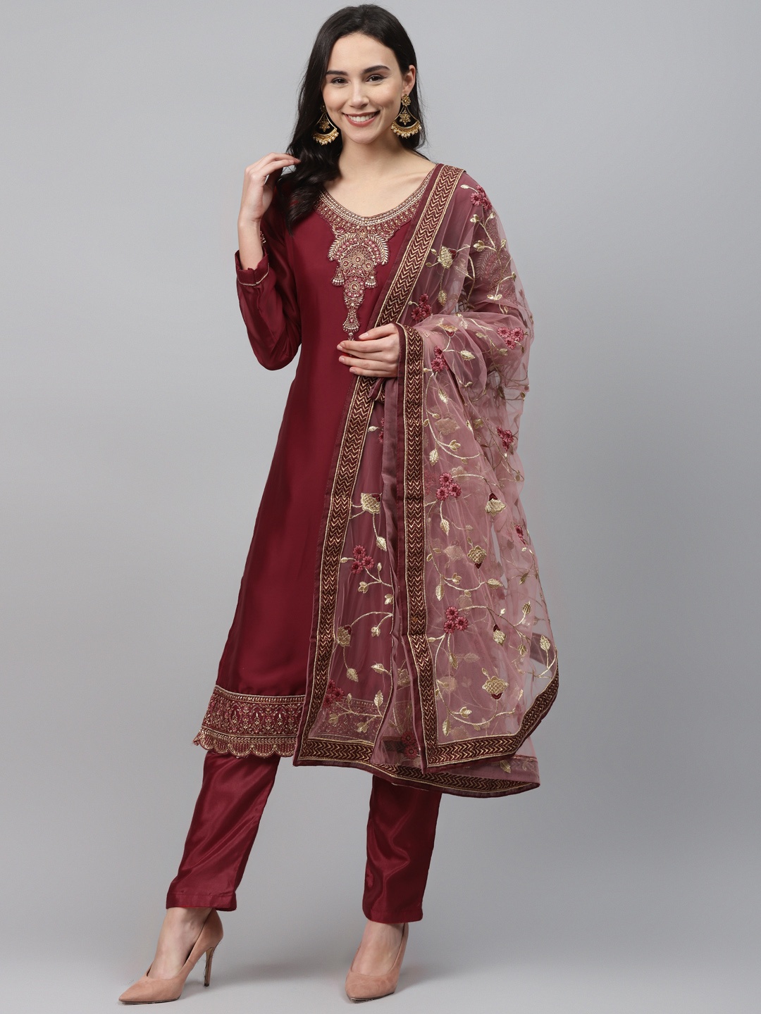 Readiprint Fashions Maroon & Golden Poly Georgette Semi-Stitched Dress Material
Readiprint Fashions Maroon & Golden Poly Georgette Semi-Stitched Dress Material