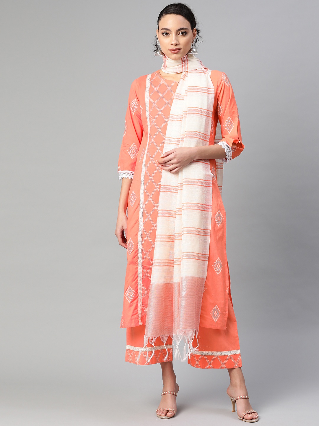Indo Era Women Peach-Coloured & White Pure Cotton Printed Kurta with Palazzos & Dupatta
Indo Era Women Peach-Coloured & White Pure Cotton Printed Kurta with Palazzos & Dupatta