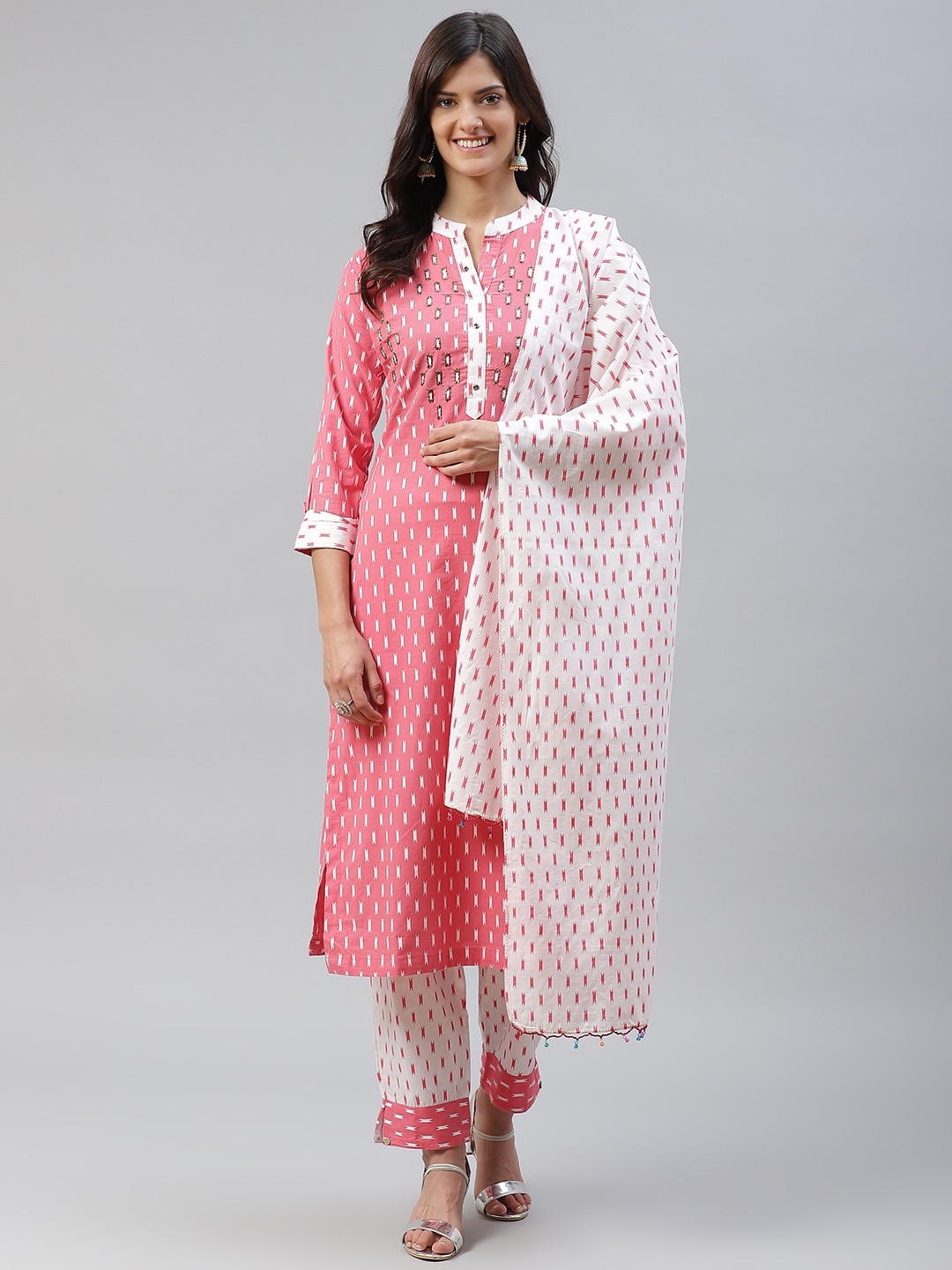 HIGHLIGHT FASHION EXPORT Women Pink & White Printed Kurta with Trousers & Dupatta
HIGHLIGHT FASHION EXPORT Women Pink & White Printed Kurta with Trousers & Dupatta