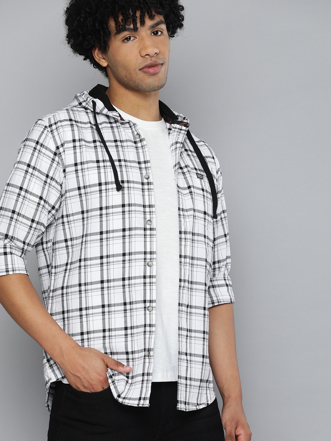 The Indian Garage Co Men White & Black Pure Cotton Hooded Slim Fit Tartan Checked Shirt
The Indian Garage Co Men White & Black Pure Cotton Hooded Slim Fit Tartan Checked Shirt