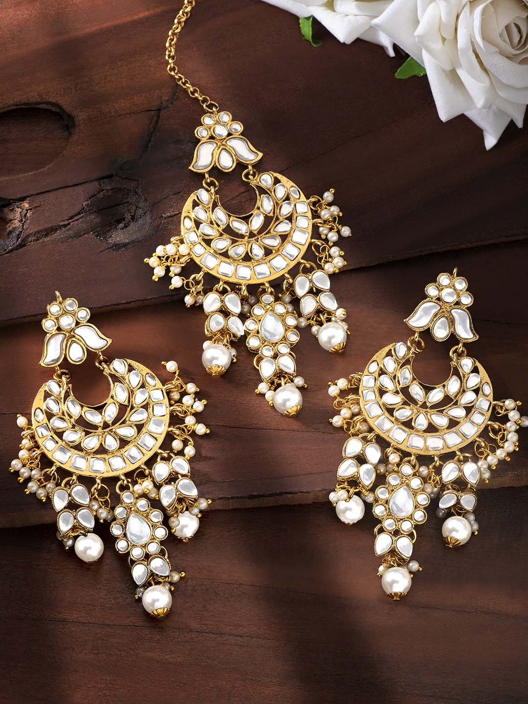 Peora White Gold-Plated Kundan Studded Jewellery Set