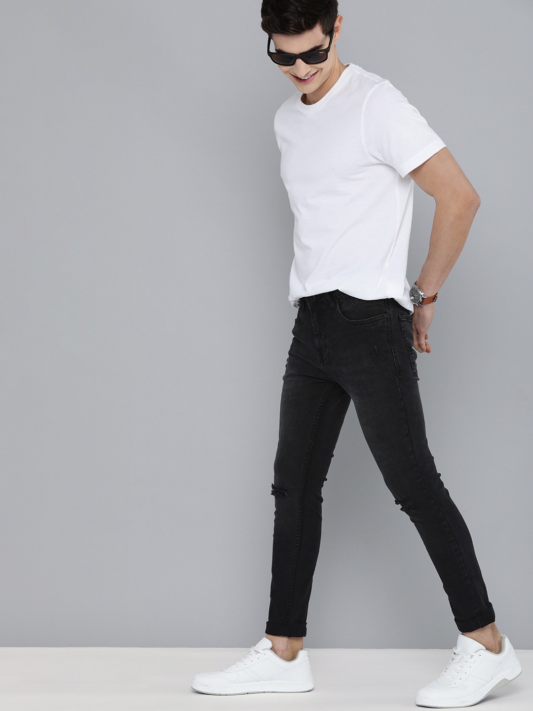 Mast & Harbour Men Black Super Skinny Fit Mid-Rise Mildly Distressed Stretchable Jeans
Mast & Harbour Men Black Super Skinny Fit Mid-Rise Mildly Distressed Stretchable Jeans