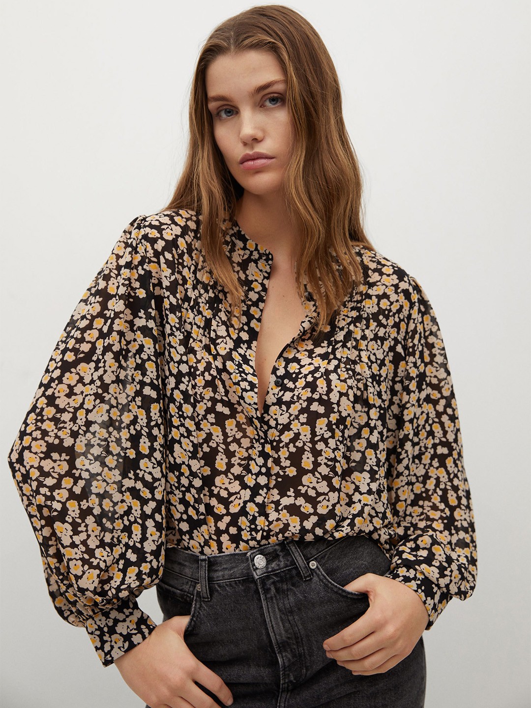 MANGO Women Black & White Regular Fit Floral Printed Sustainable Casual Prarie Shirt
MANGO Women Black & White Regular Fit Floral Printed Sustainable Casual Prarie Shirt